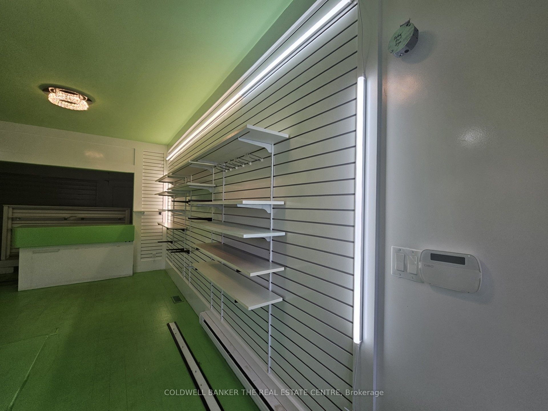 4570 Penetanguishene Road Unit #4 Property Photo 3