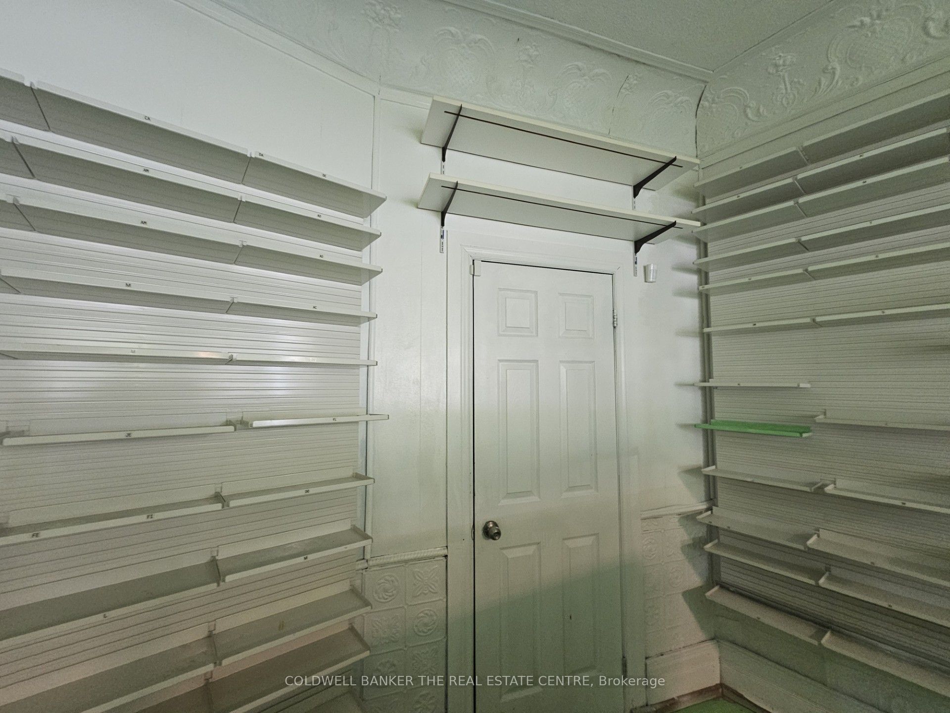 4570 Penetanguishene Road Unit #4 Property Photo 6