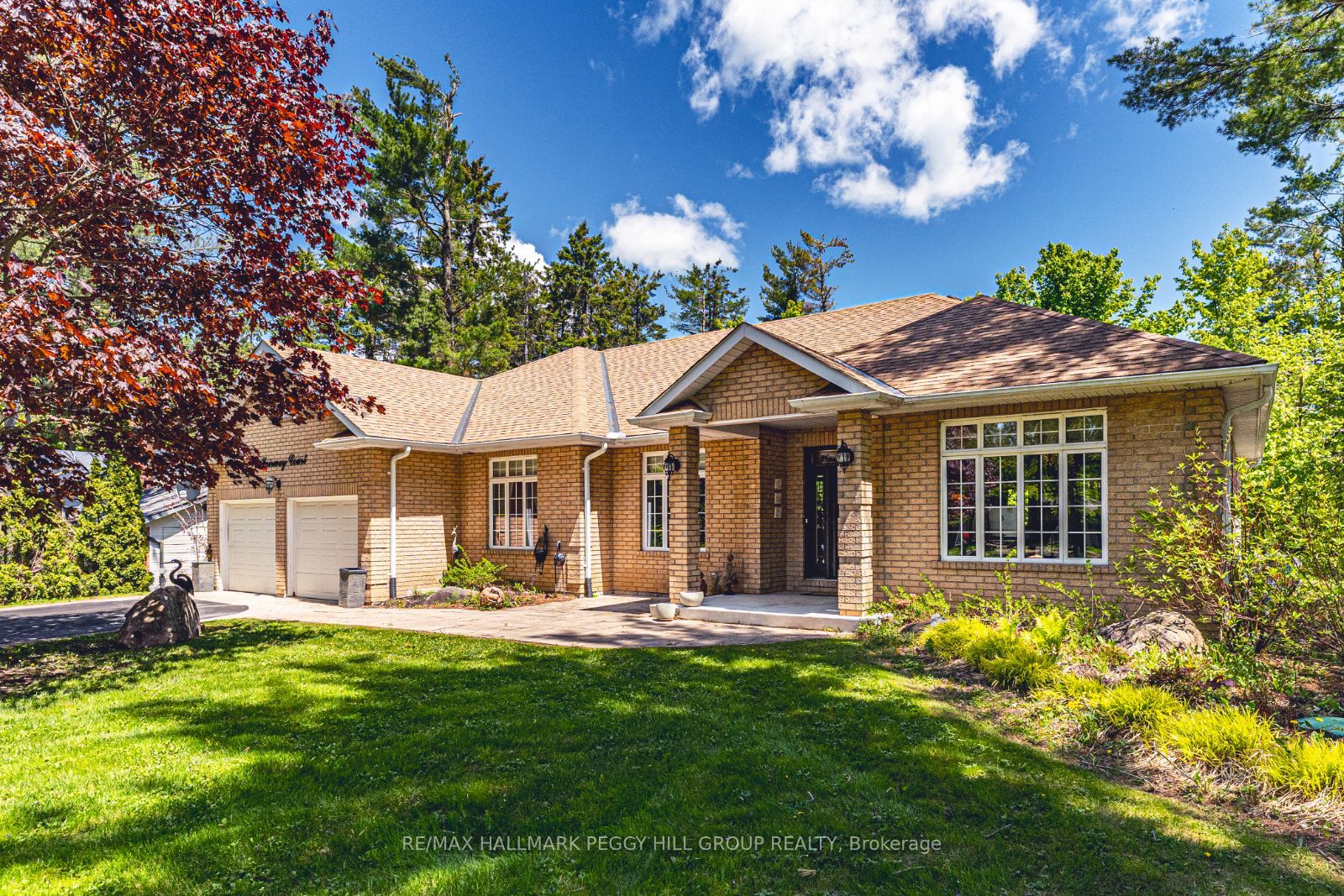 9 Fairway Ct Property Photo 1
