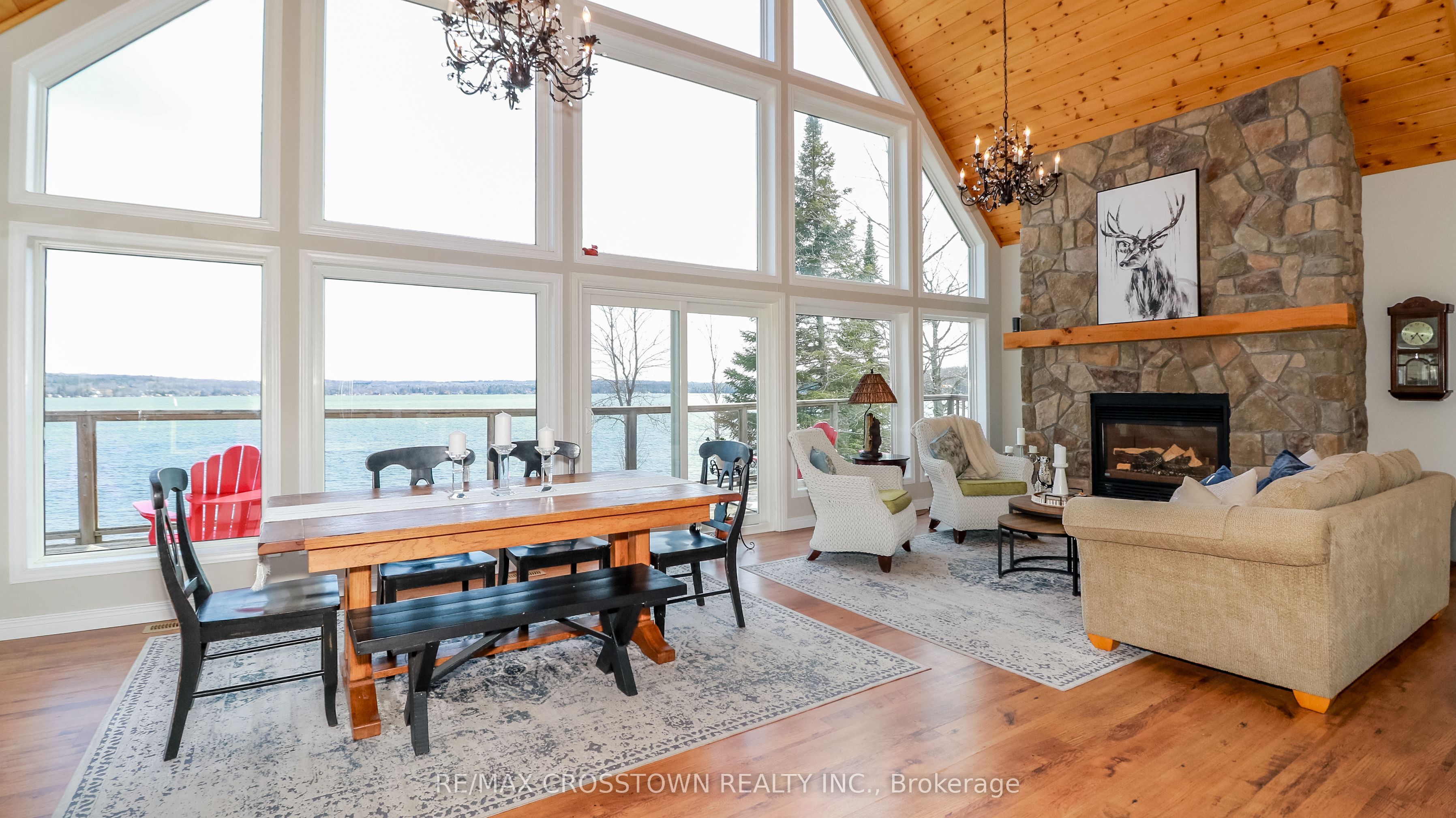 3093 Sandy Bend Property Photo 1