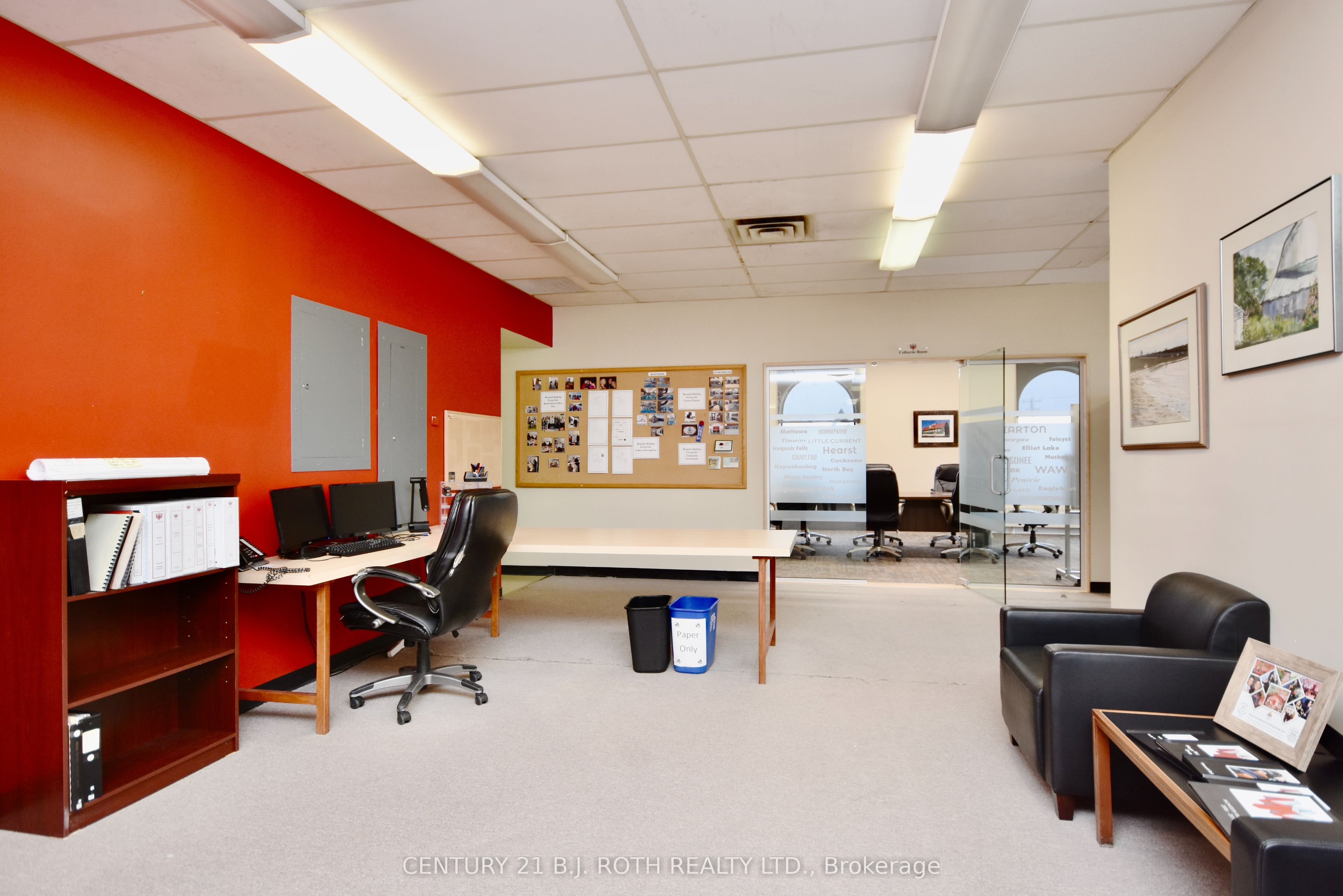 31 Colborne Street E Property Photo 22