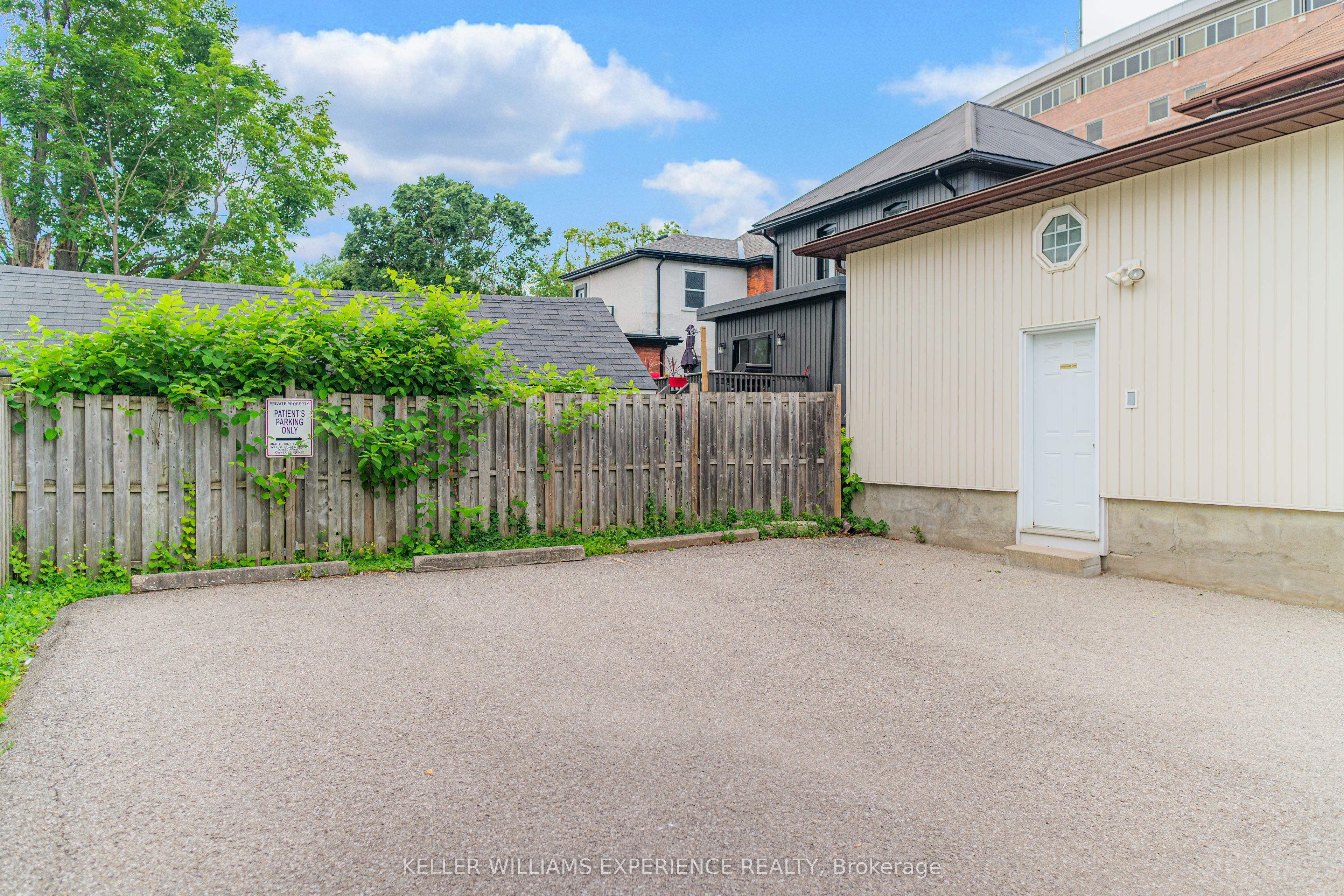 153 Colborne Street Property Photo 8