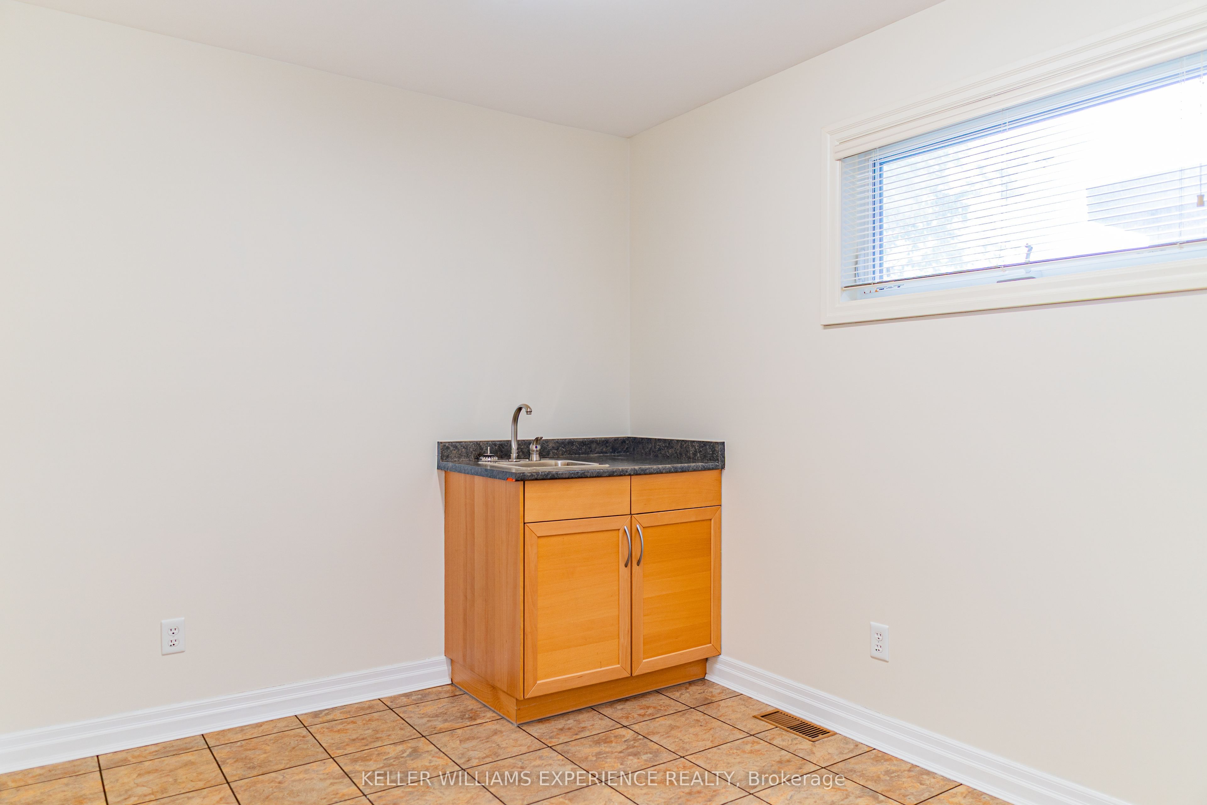 153 Colborne Street Property Photo 30