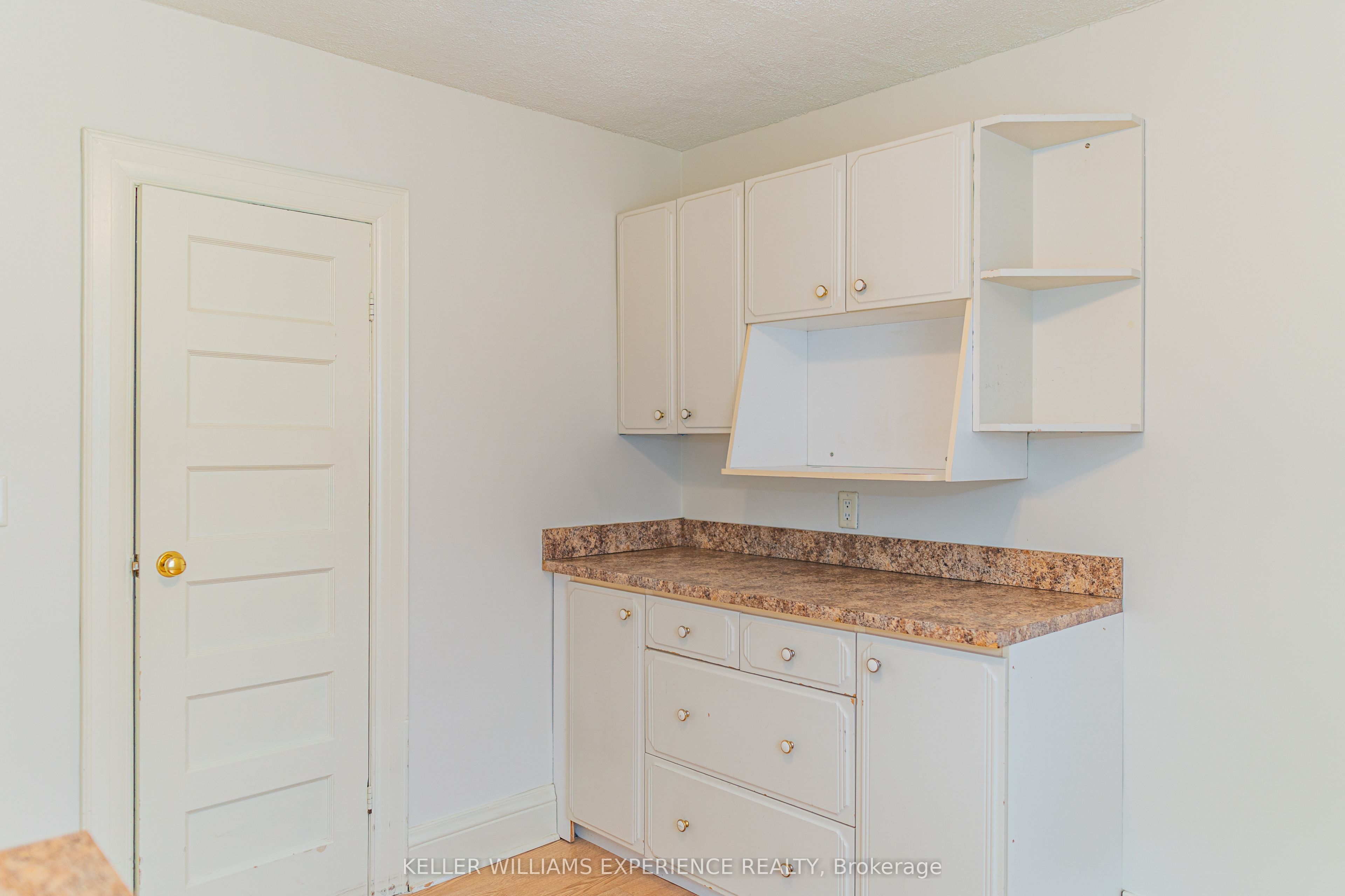 153 Colborne Street Property Photo 45