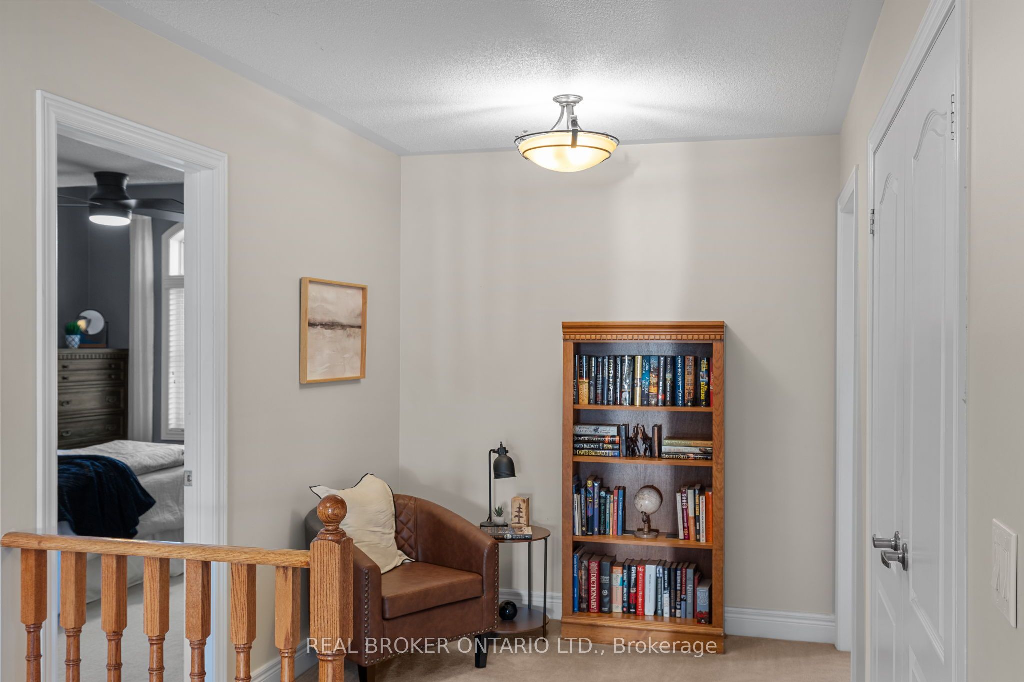 33 Royal Park Boulevard Property Photo 23