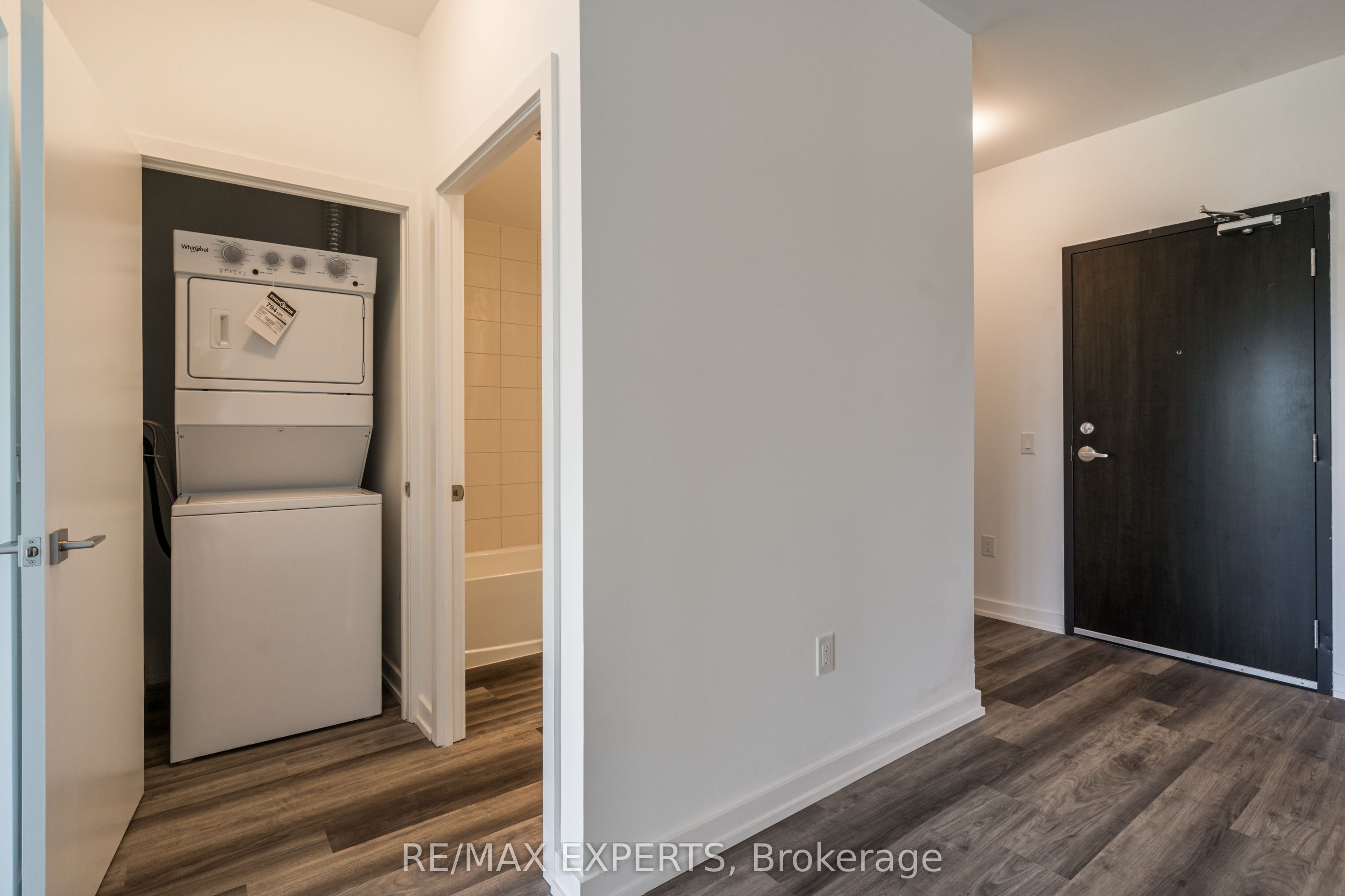 #307 - 430 Essa Road Property Photo 16