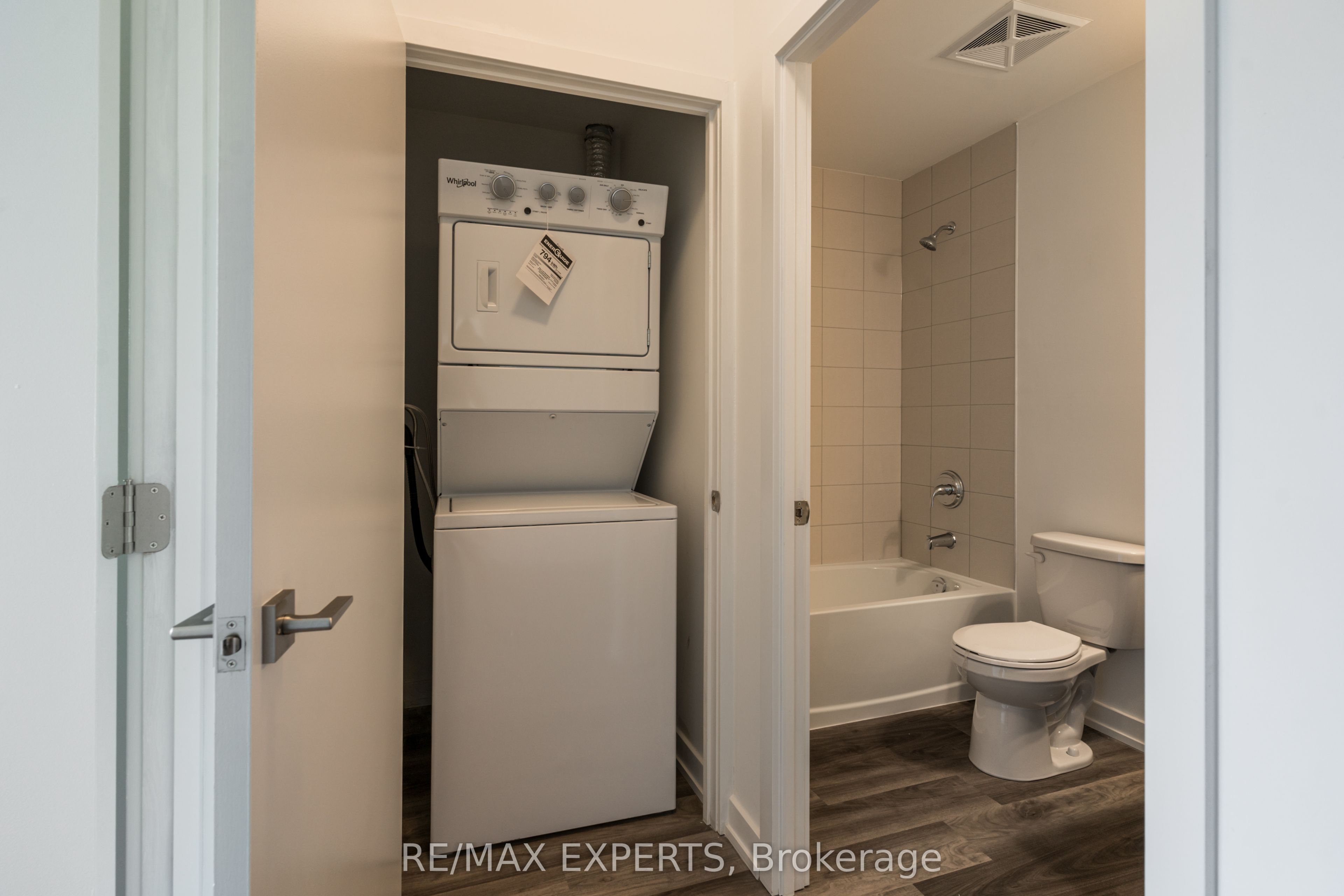 #307 - 430 Essa Road Property Photo 17
