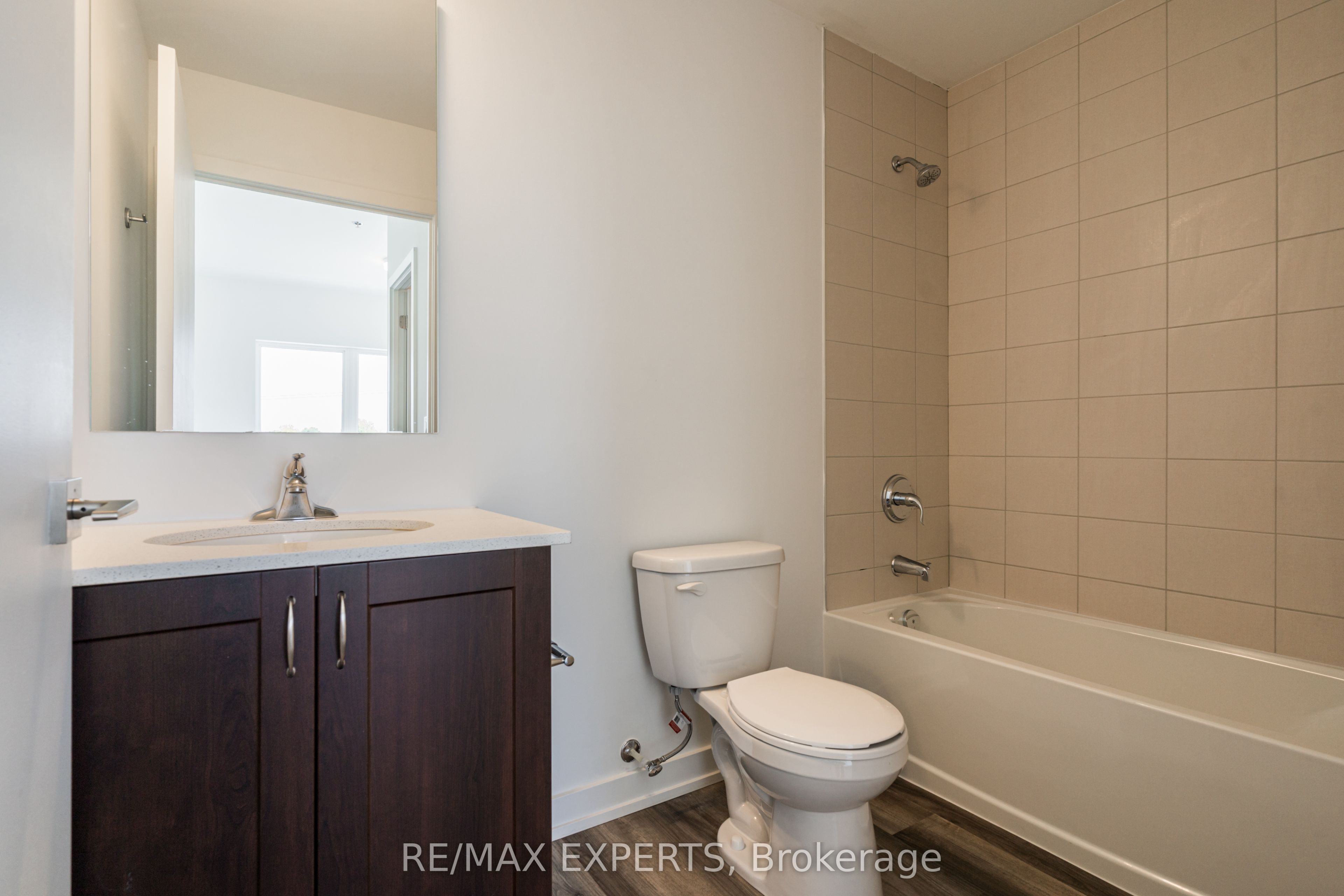#307 - 430 Essa Road Property Photo 36
