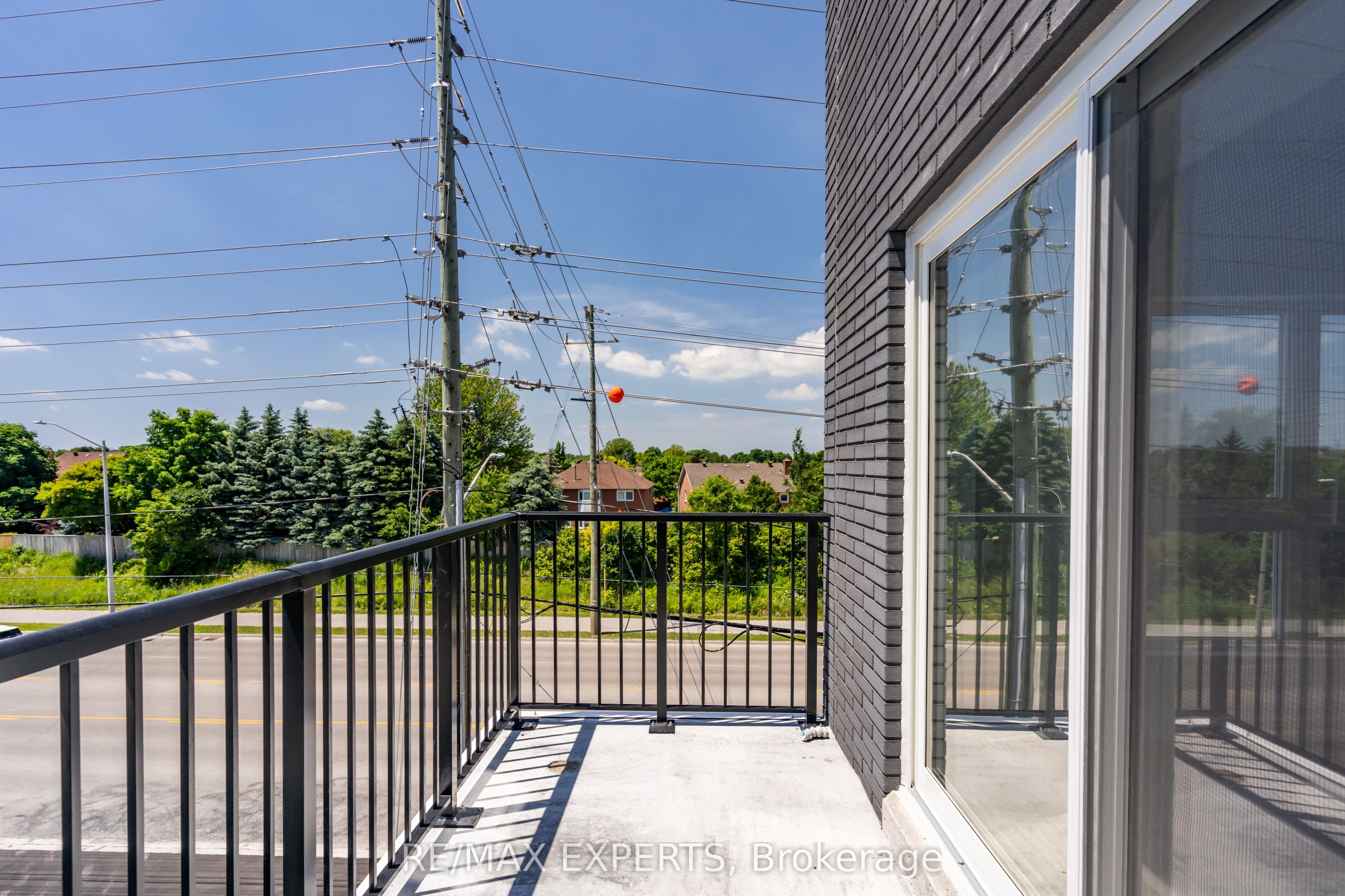 #307 - 430 Essa Road Property Photo 37
