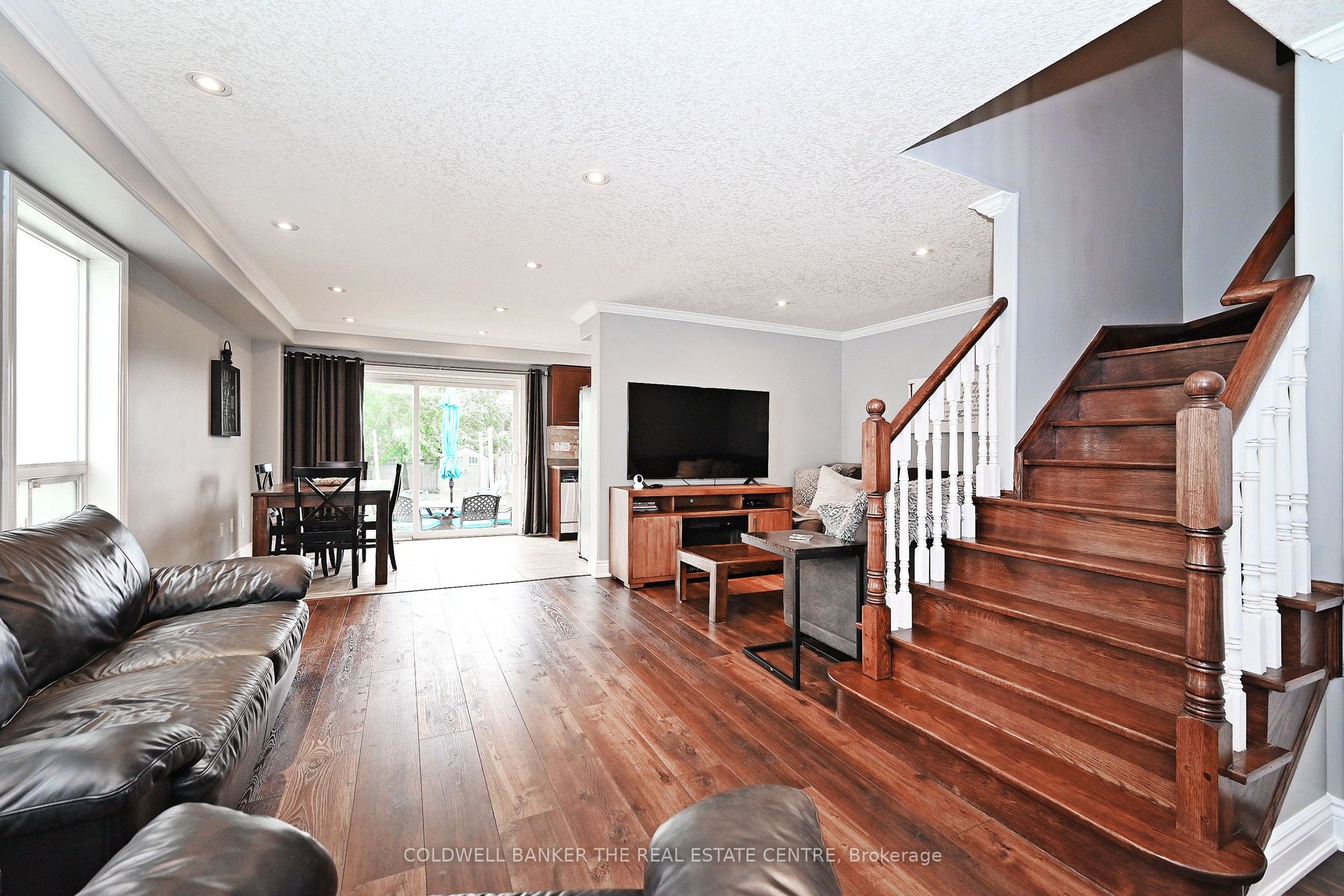 25 Lake Crescent Property Photo 6