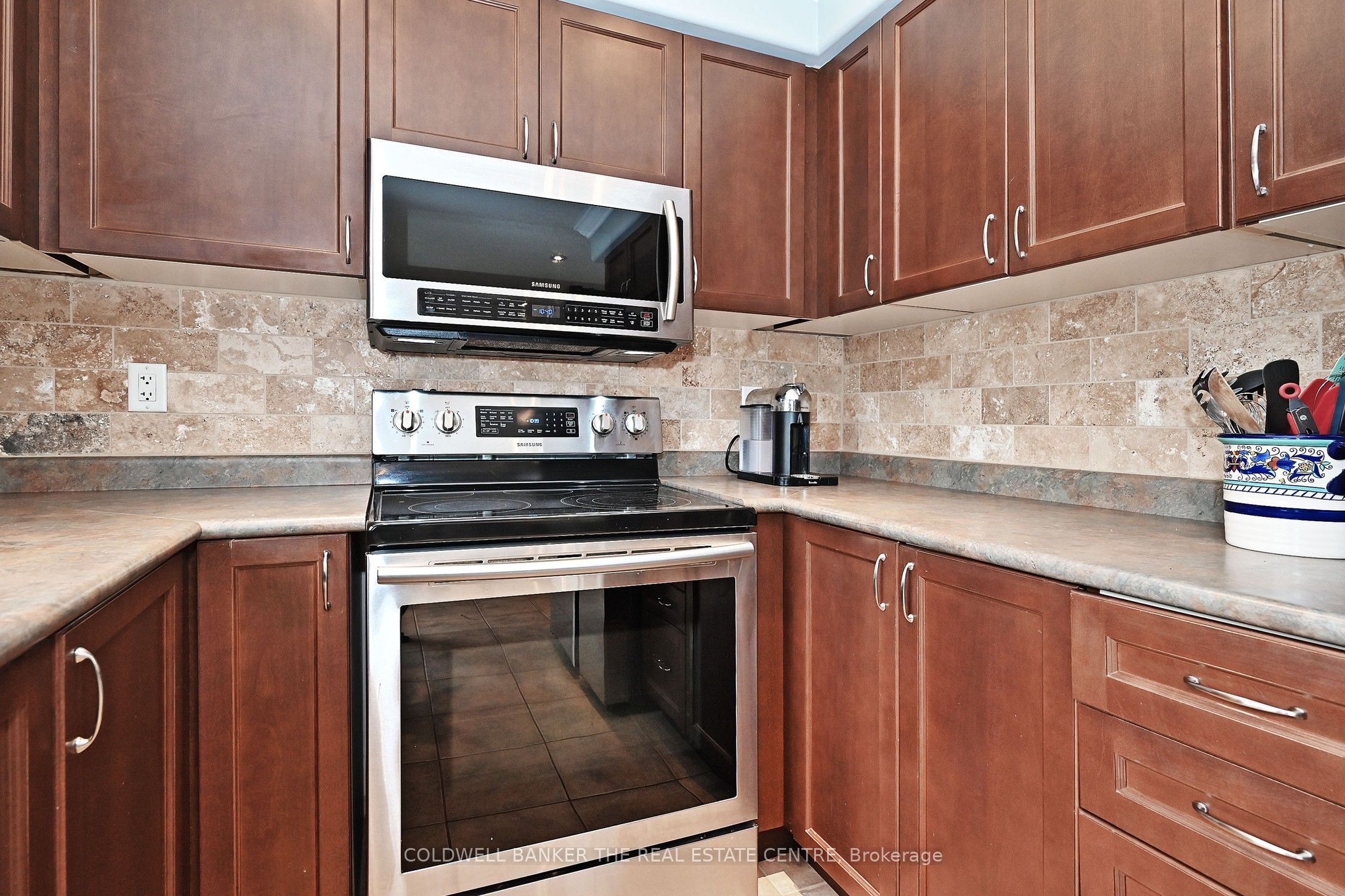 25 Lake Crescent Property Photo 15