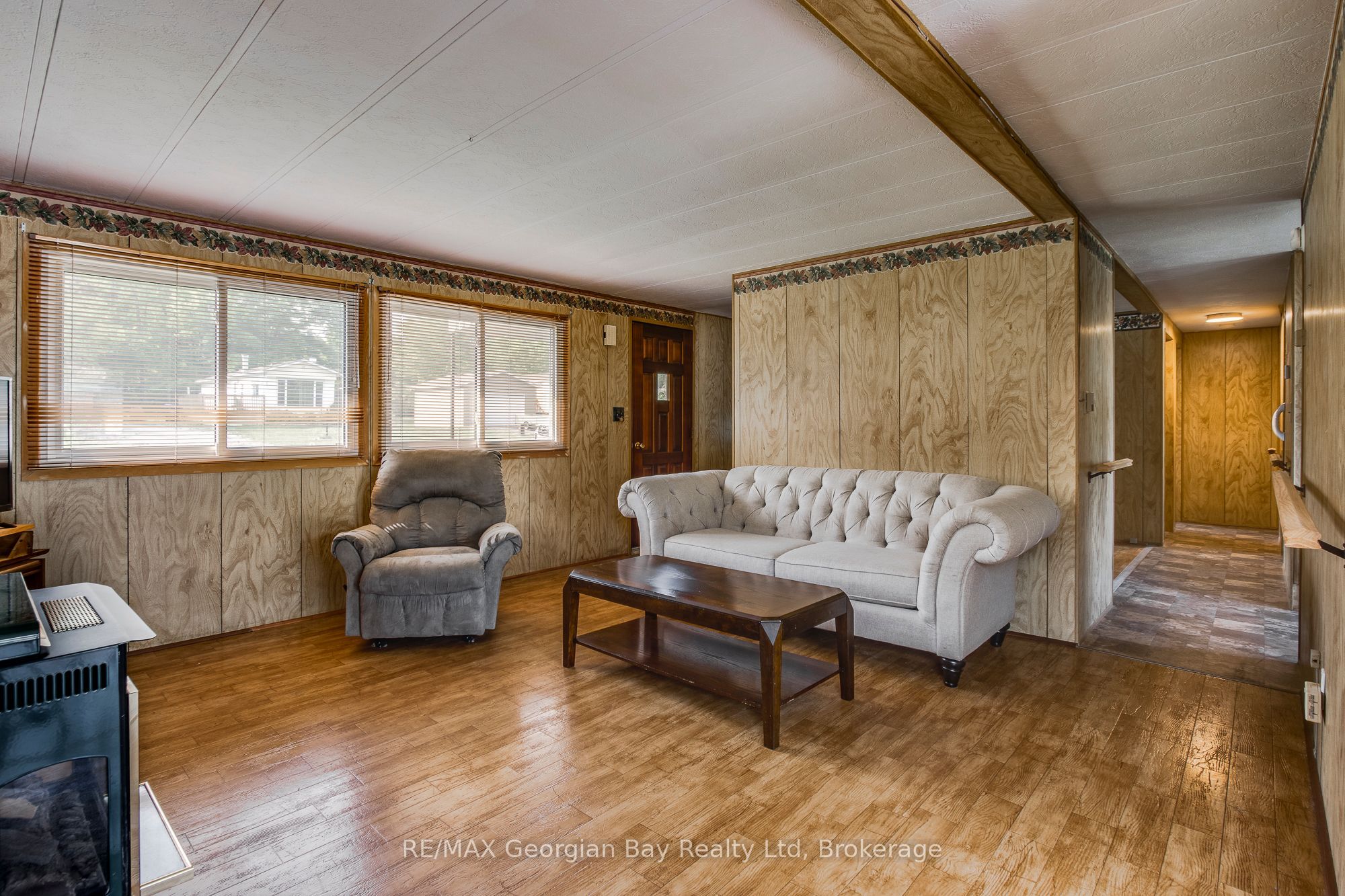 5263 Elliott Side Road 58 Property Photo 7