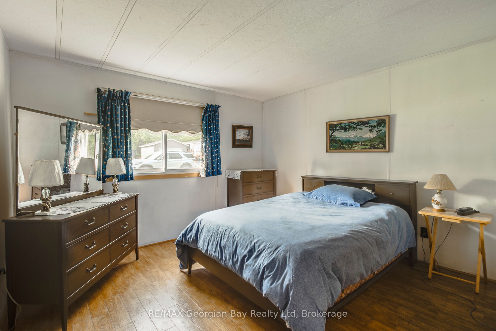 5263 Elliott Side Road 58 Property Photo 11