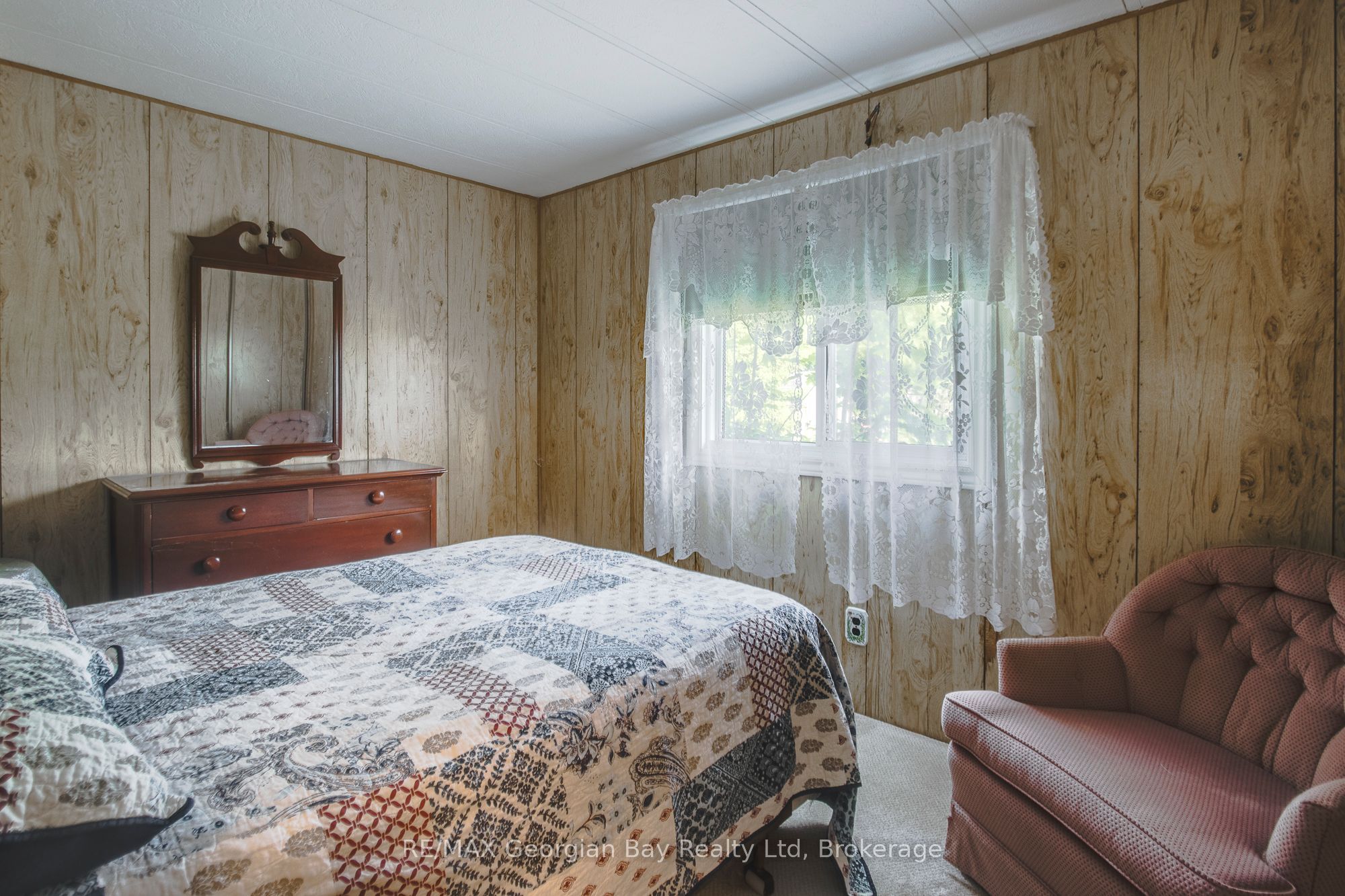 5263 Elliott Side Road 58 Property Photo 12