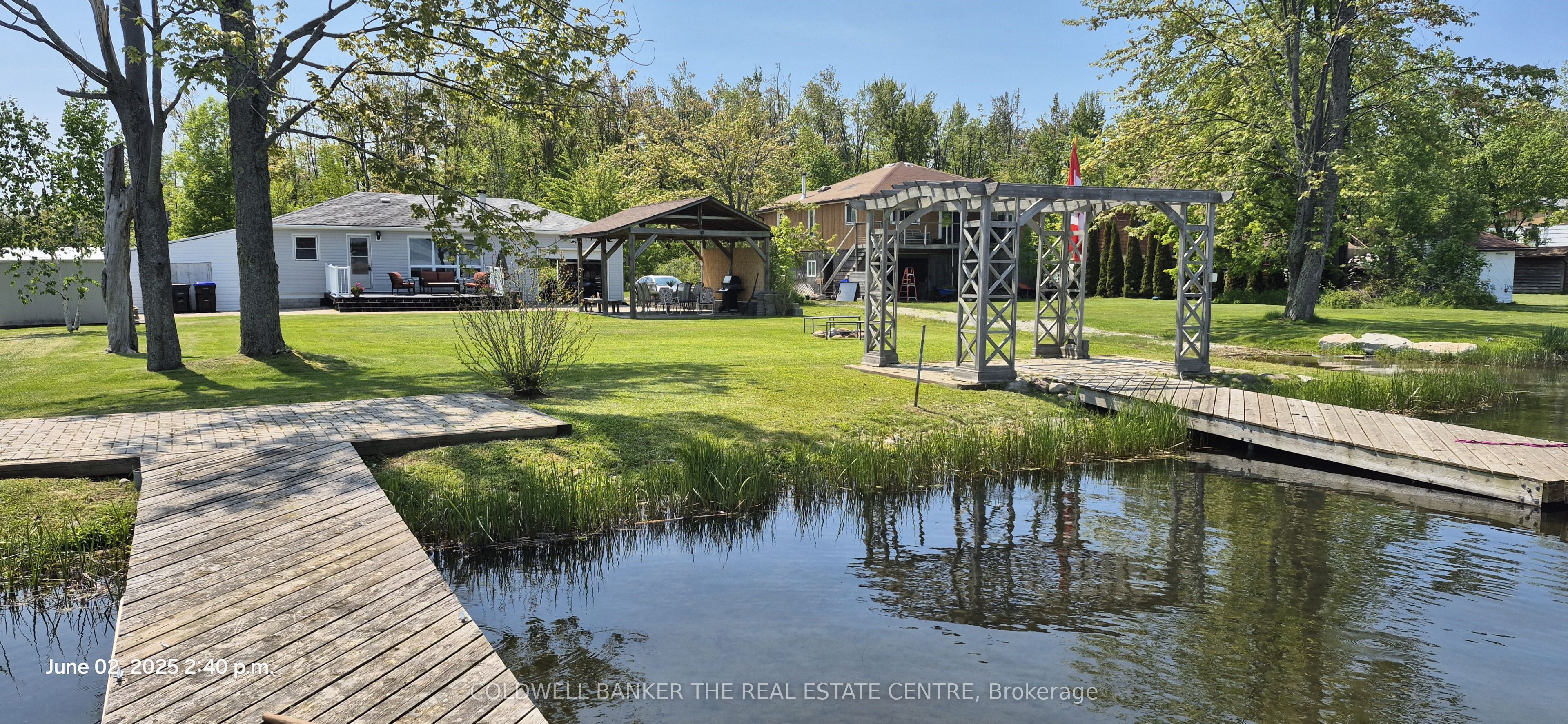 4137 Bayview Avenue Property Photo 1