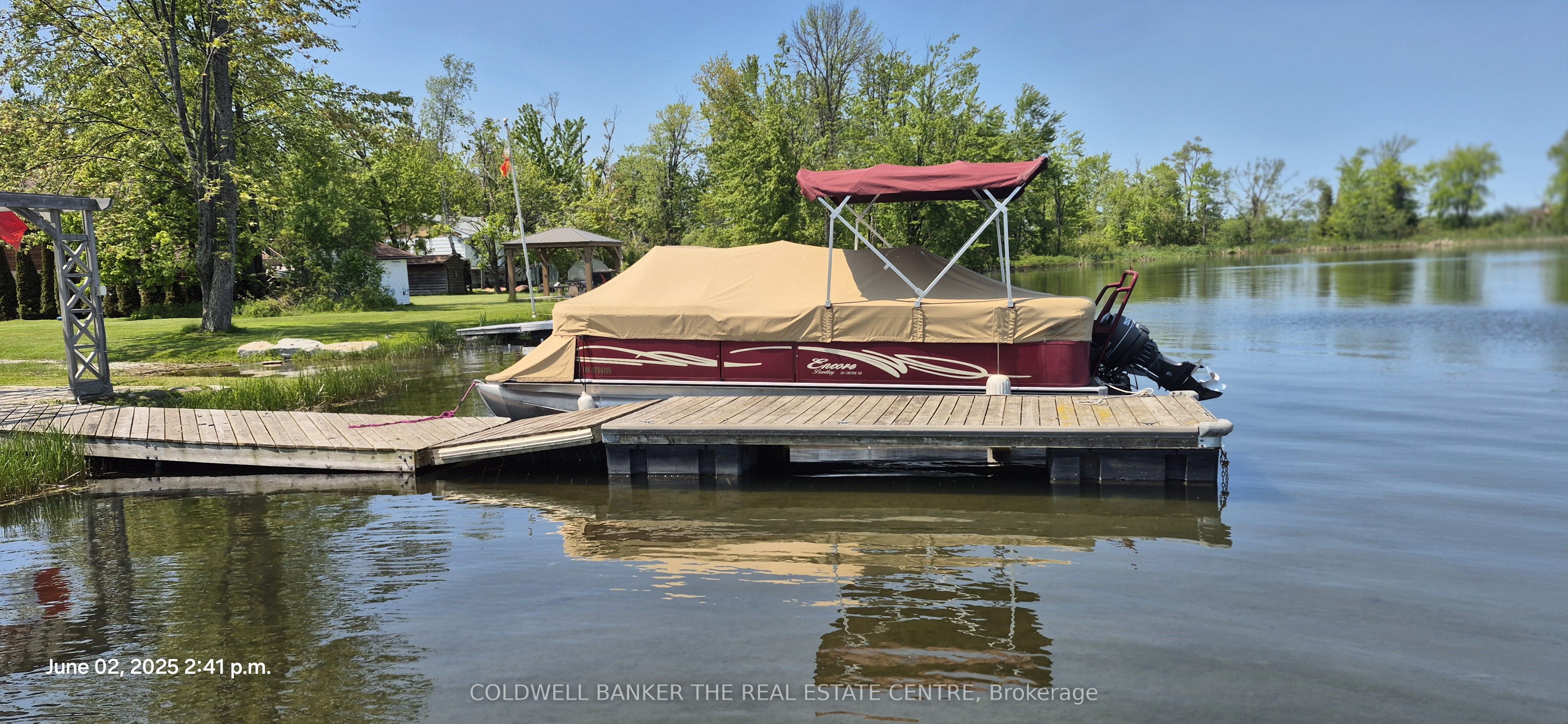 4137 Bayview Avenue Property Photo 4