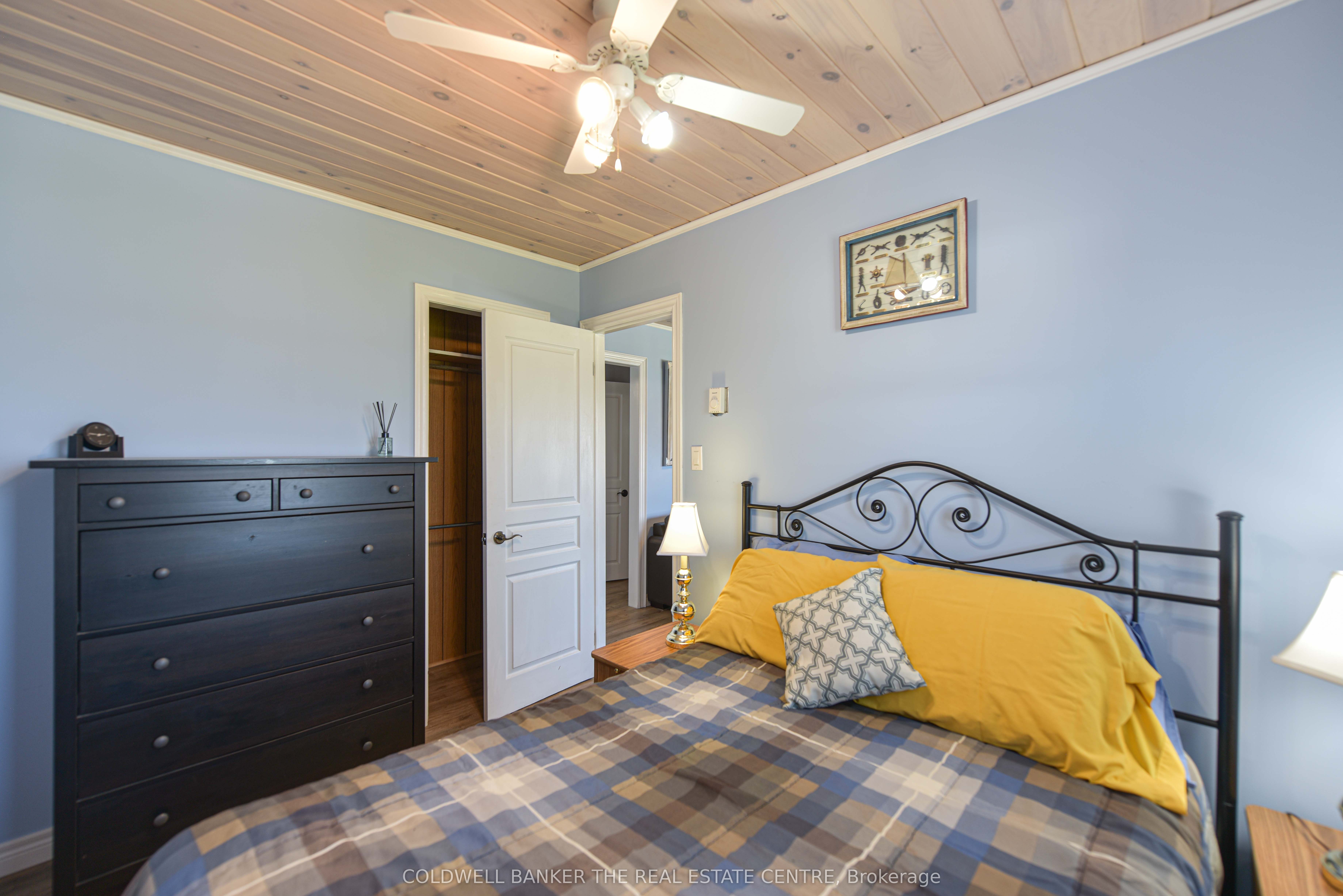 4137 Bayview Avenue Property Photo 10