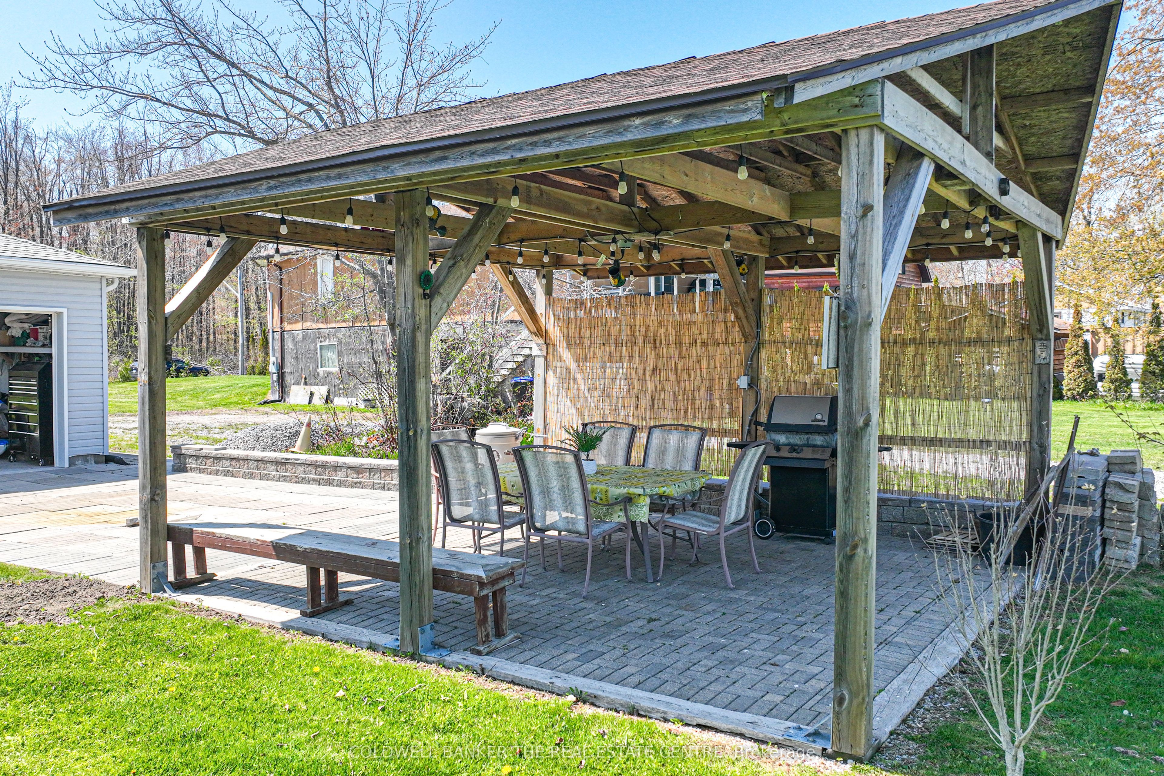 4137 Bayview Avenue Property Photo 15