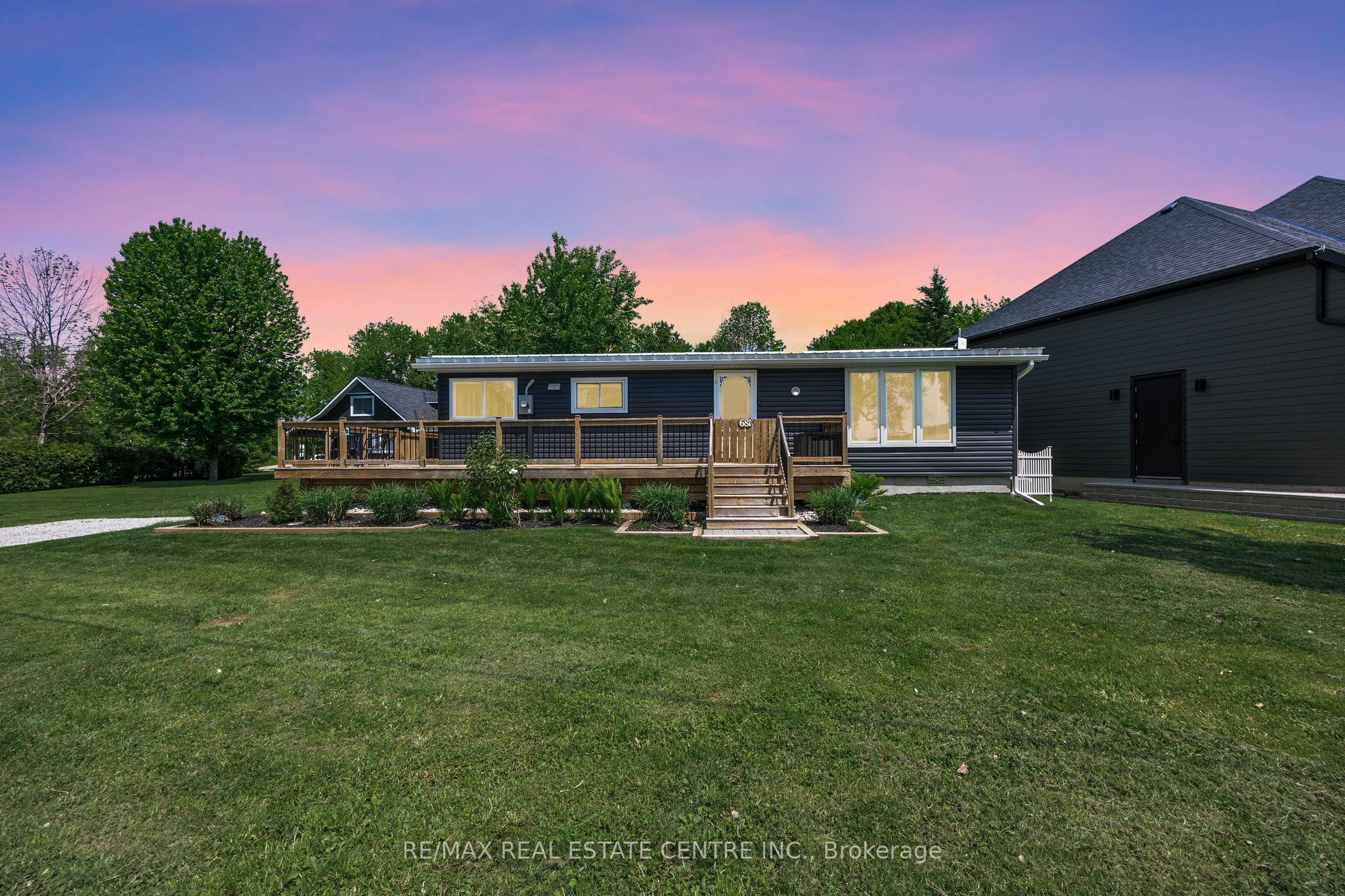 Picture of 681 Mcmurtry Rd