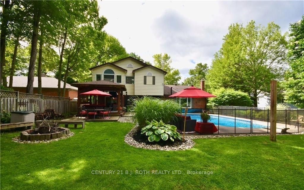32 Wattie Rd Property Photo 1