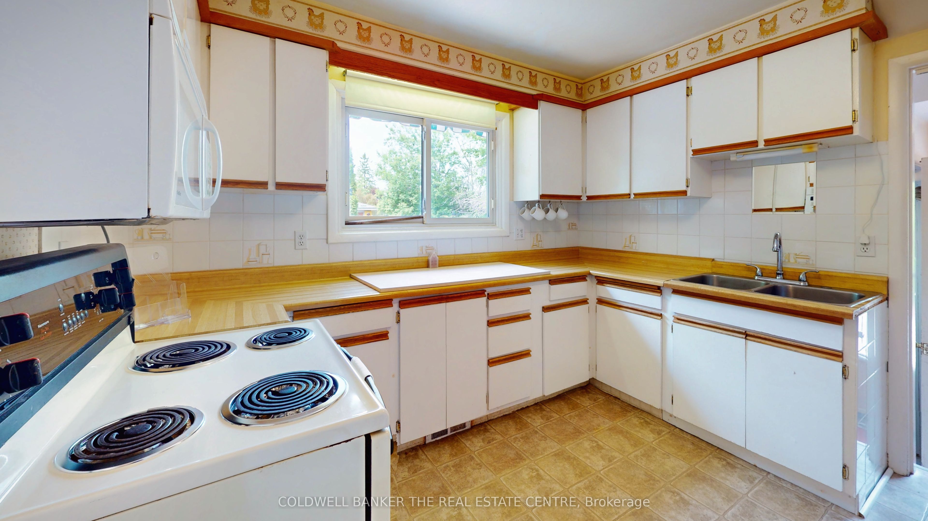 14 Francis Rd Property Photo 10