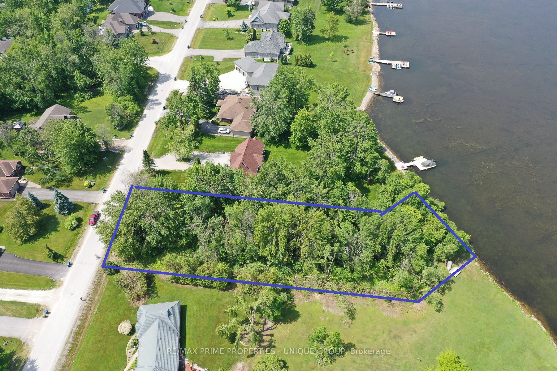 204 Bayshore Drive Property Photo