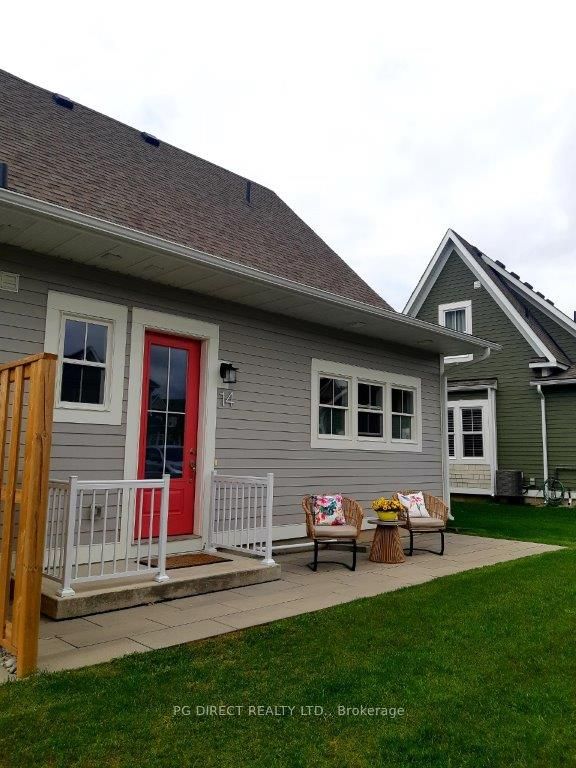 14 Danielle Crescent Property Photo 2