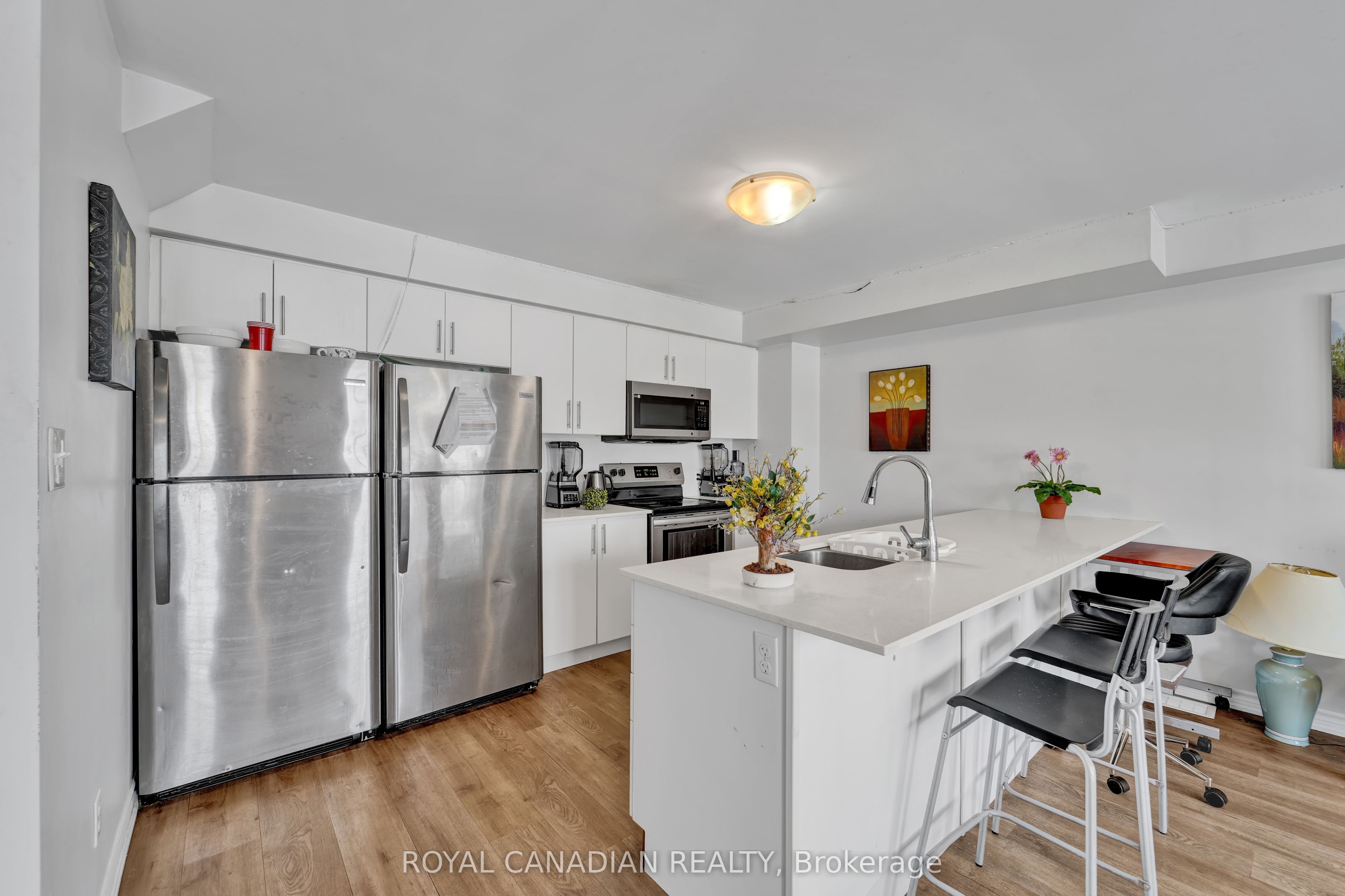 252 Penetanguishene Road 14 Property Photo 19