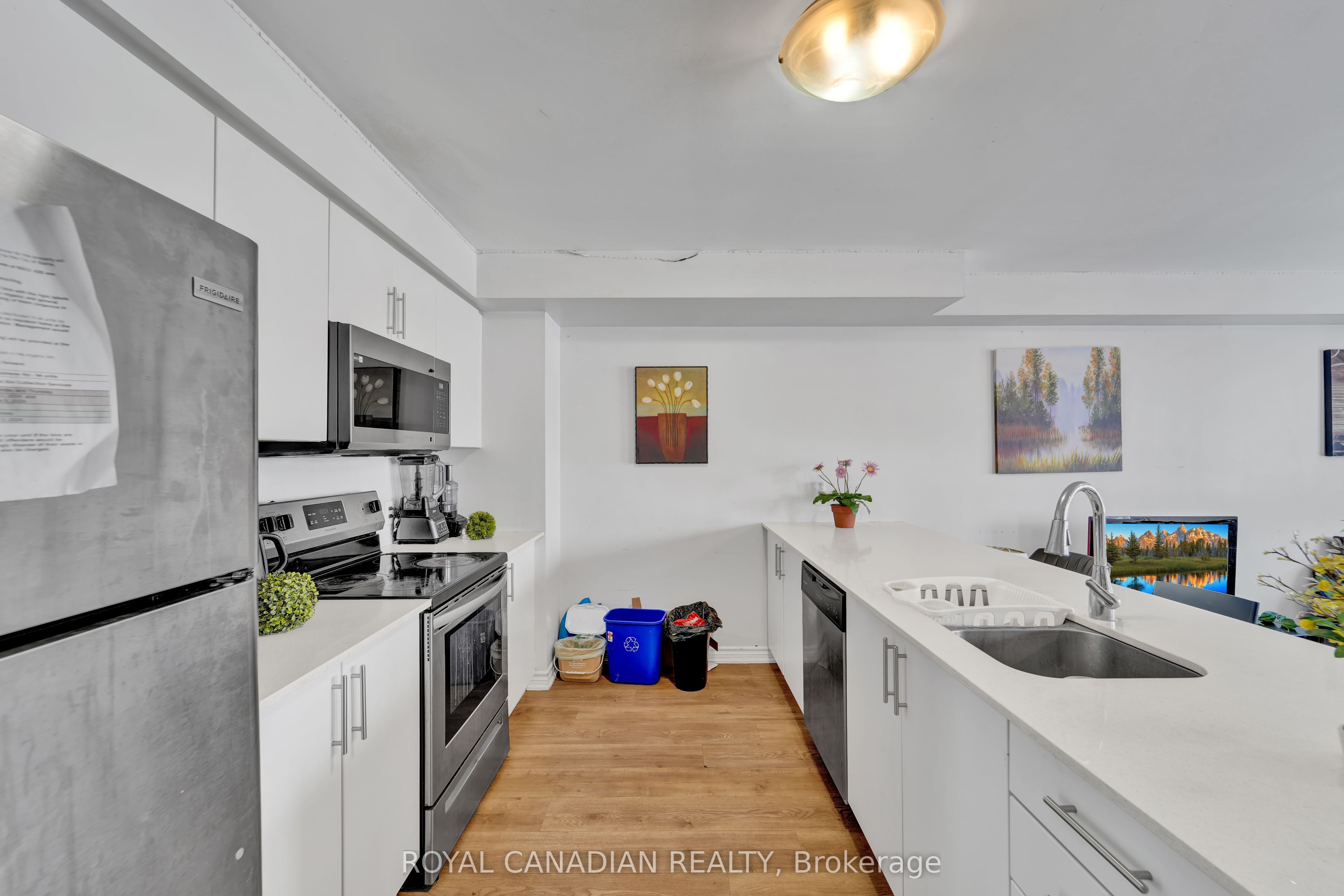 252 Penetanguishene Road 14 Property Photo 22