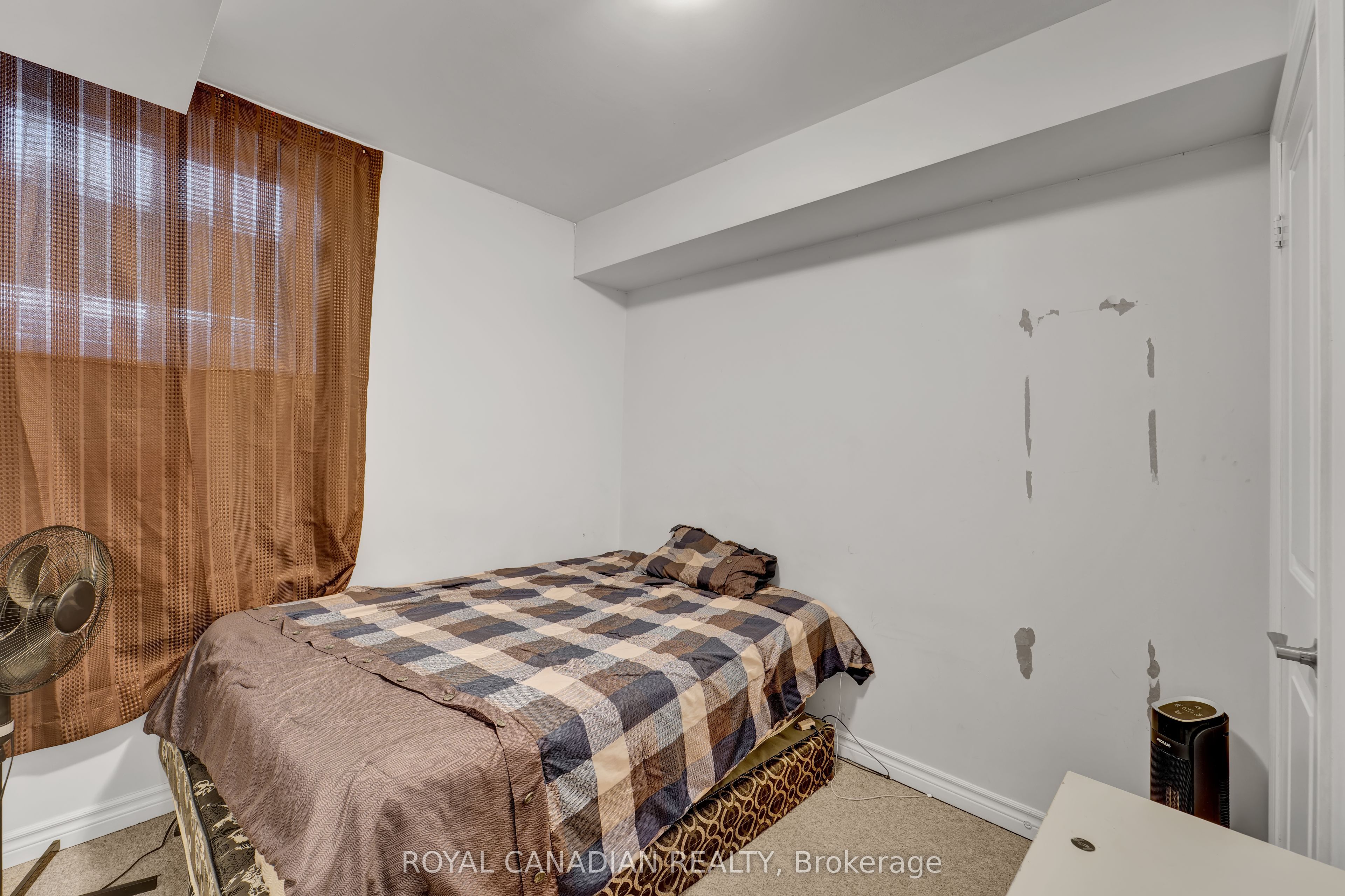 252 Penetanguishene Road 14 Property Photo 27