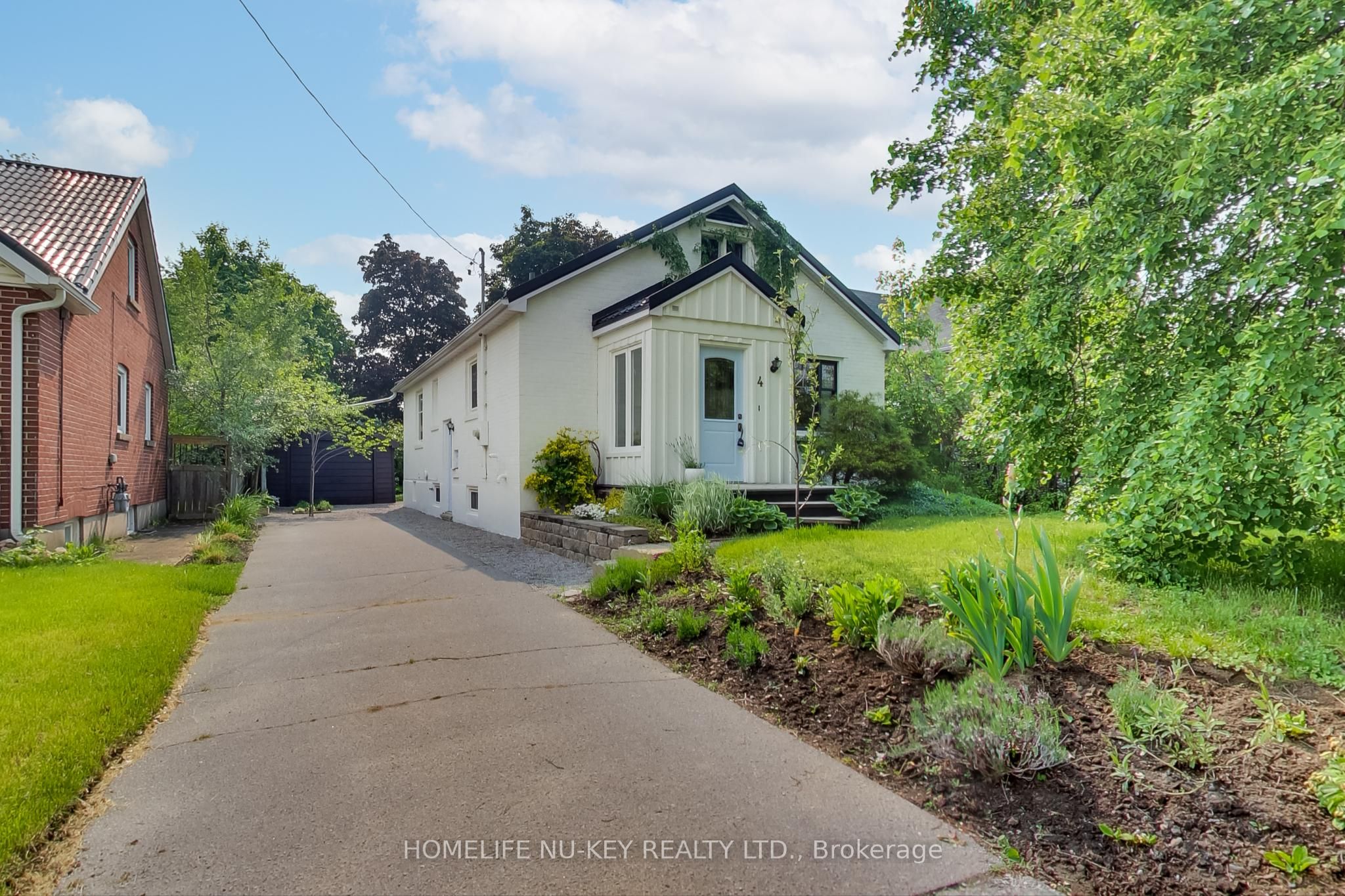 4 MULHOLLAND Street Property Photo 1