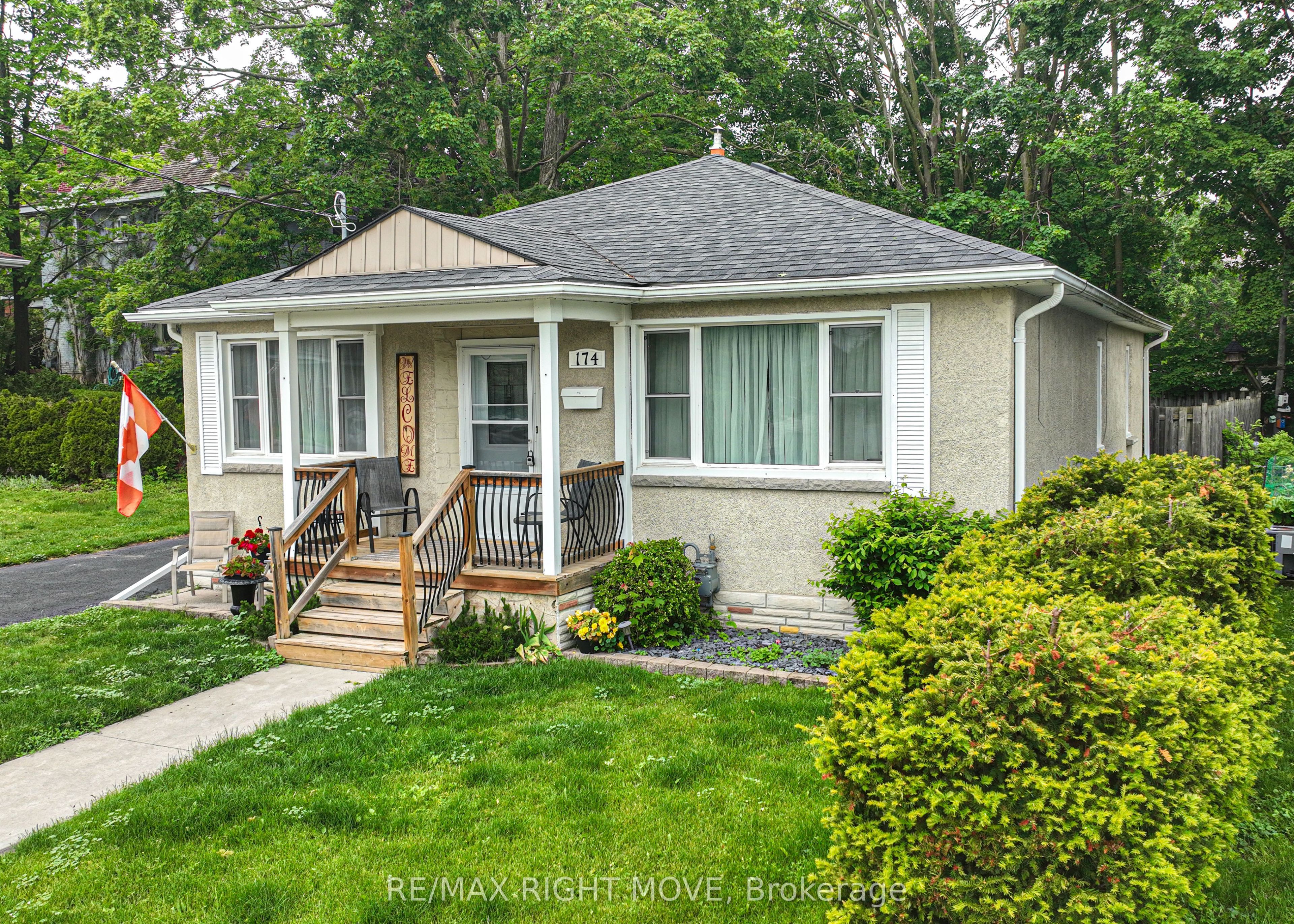 174 Cedar St Property Photo 1