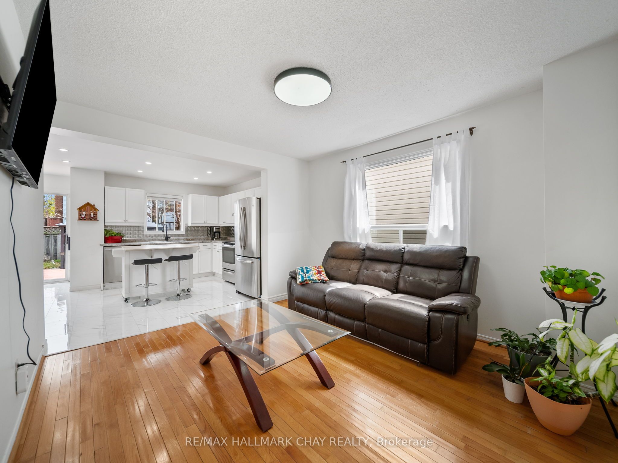 51 Shakespeare Cres Property Photo 8