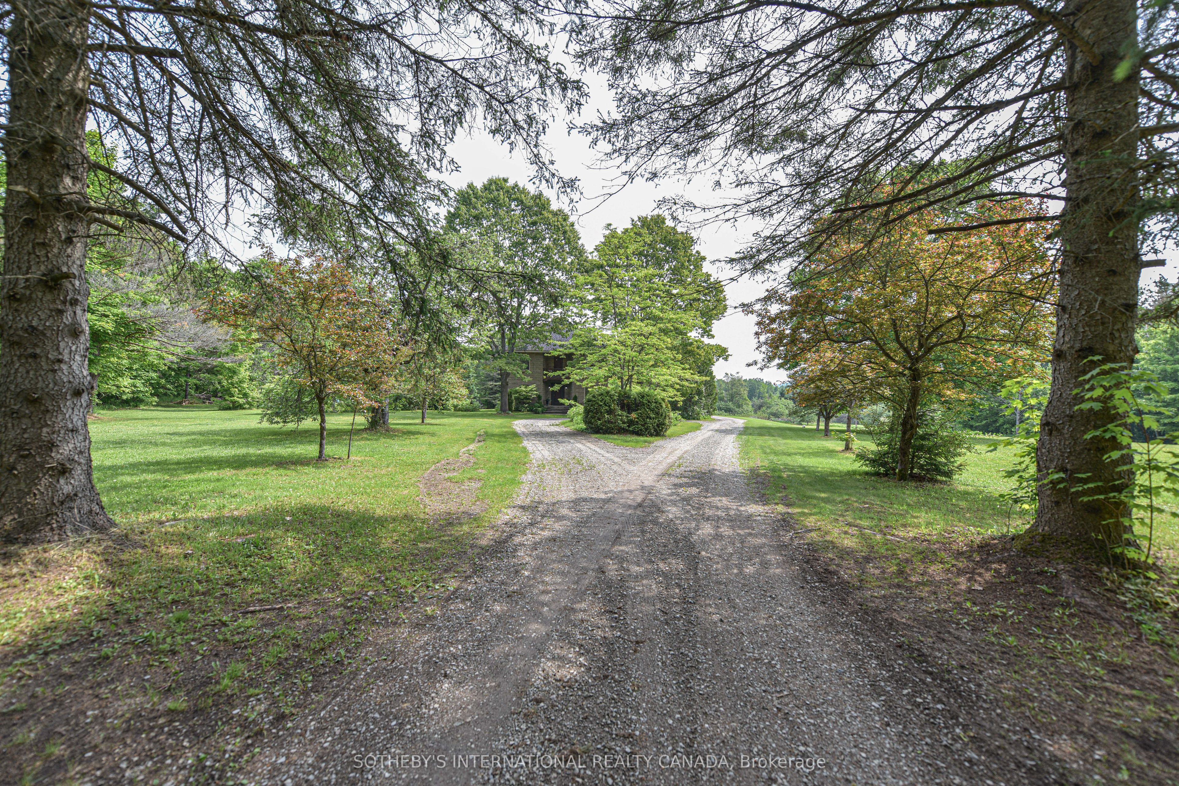 5789 4 Line Property Photo 12