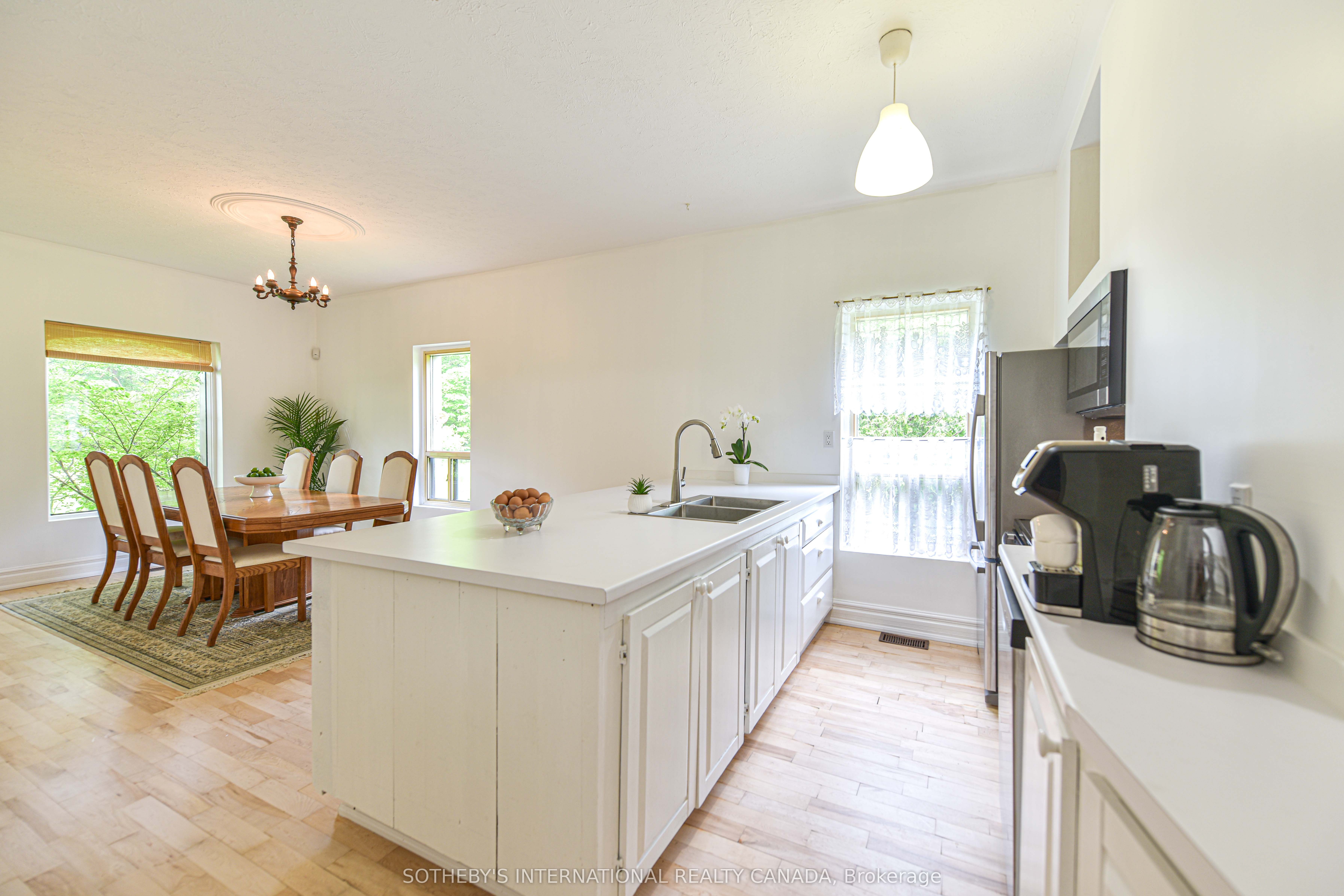 5789 4 Line Property Photo 18