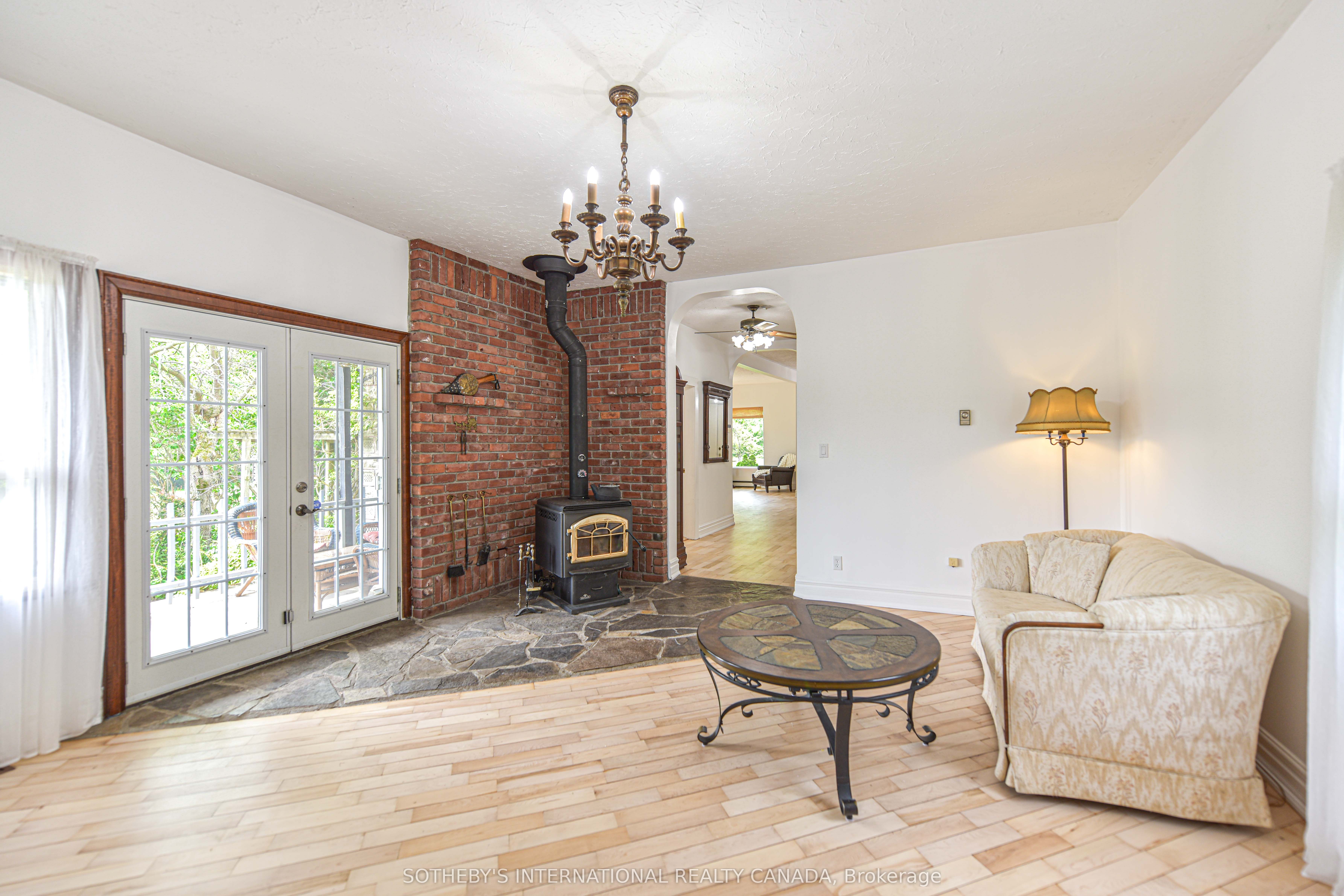 5789 4 Line Property Photo 25