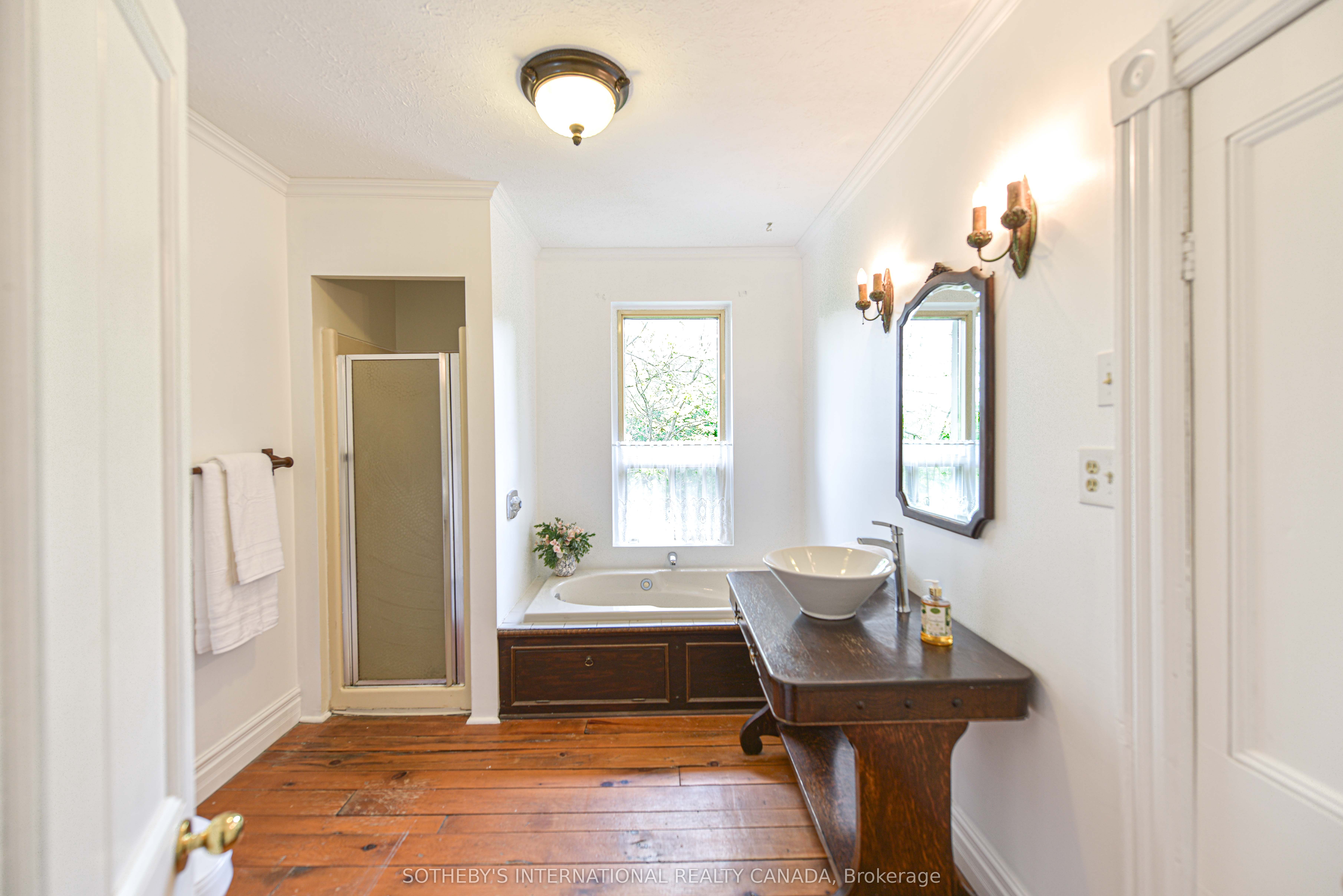 5789 4 Line Property Photo 31