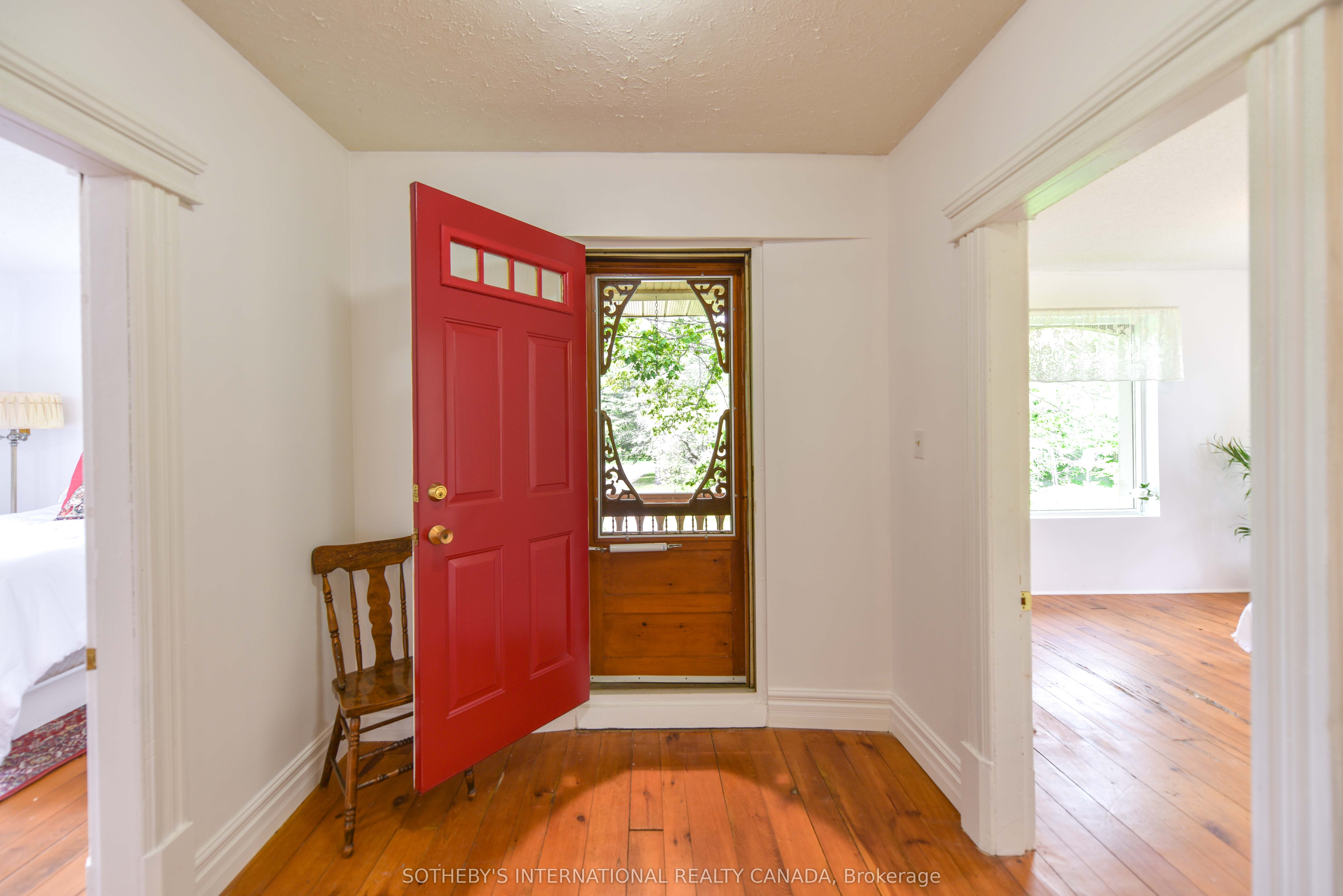 5789 4 Line Property Photo 34