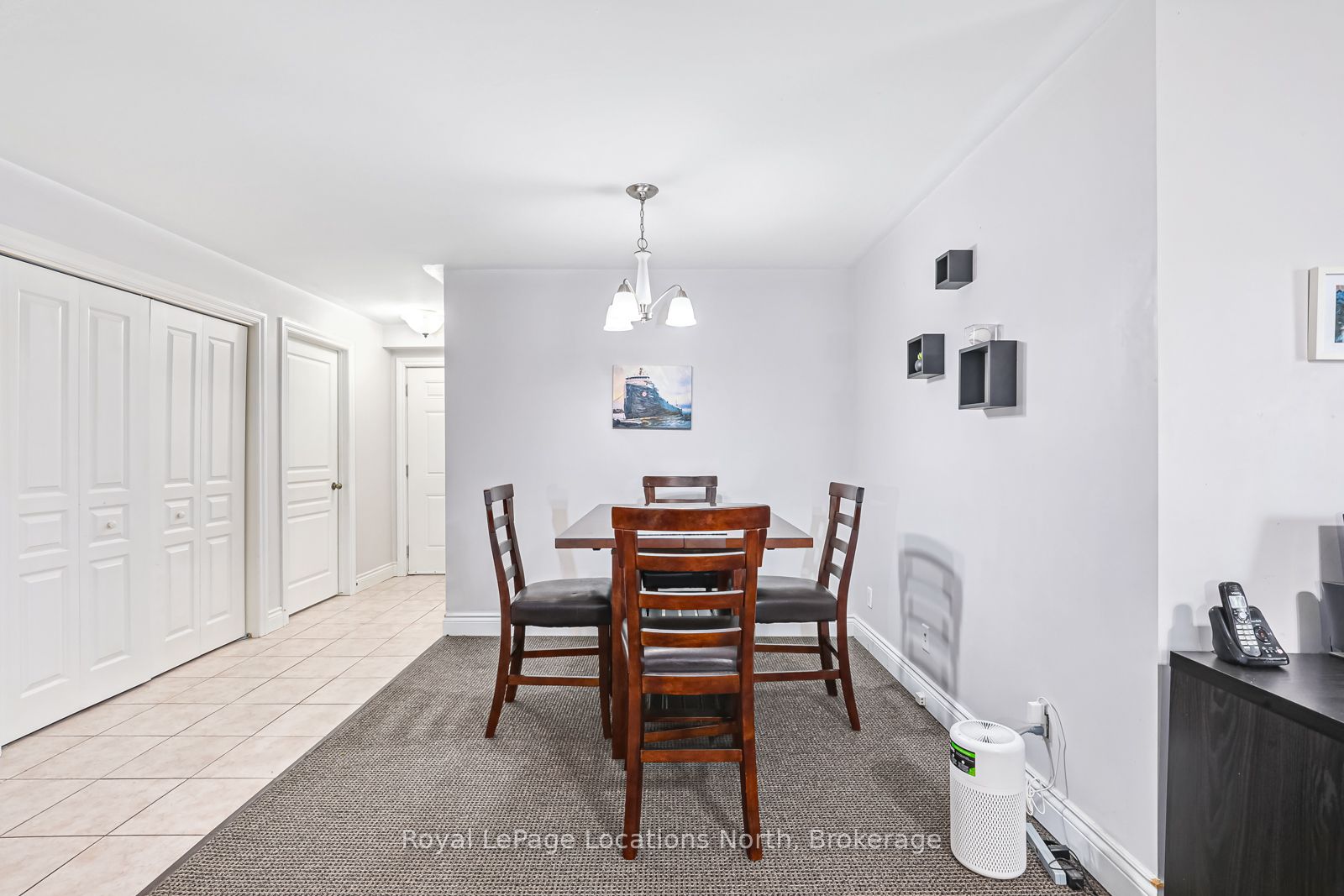 #203 - 435 Walnut Street Property Photo 3