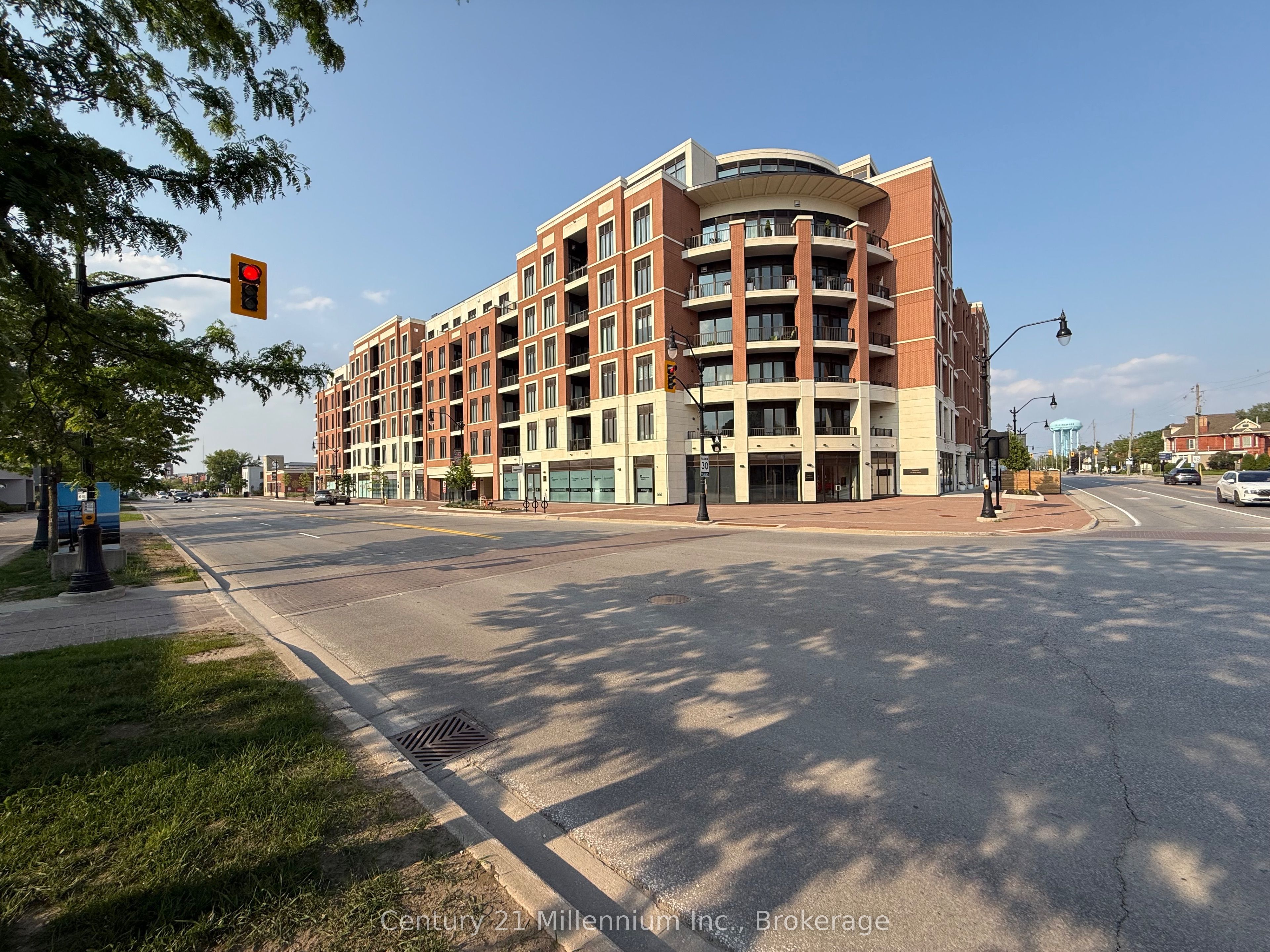 #208 - 1 Hume Street Property Photo 1