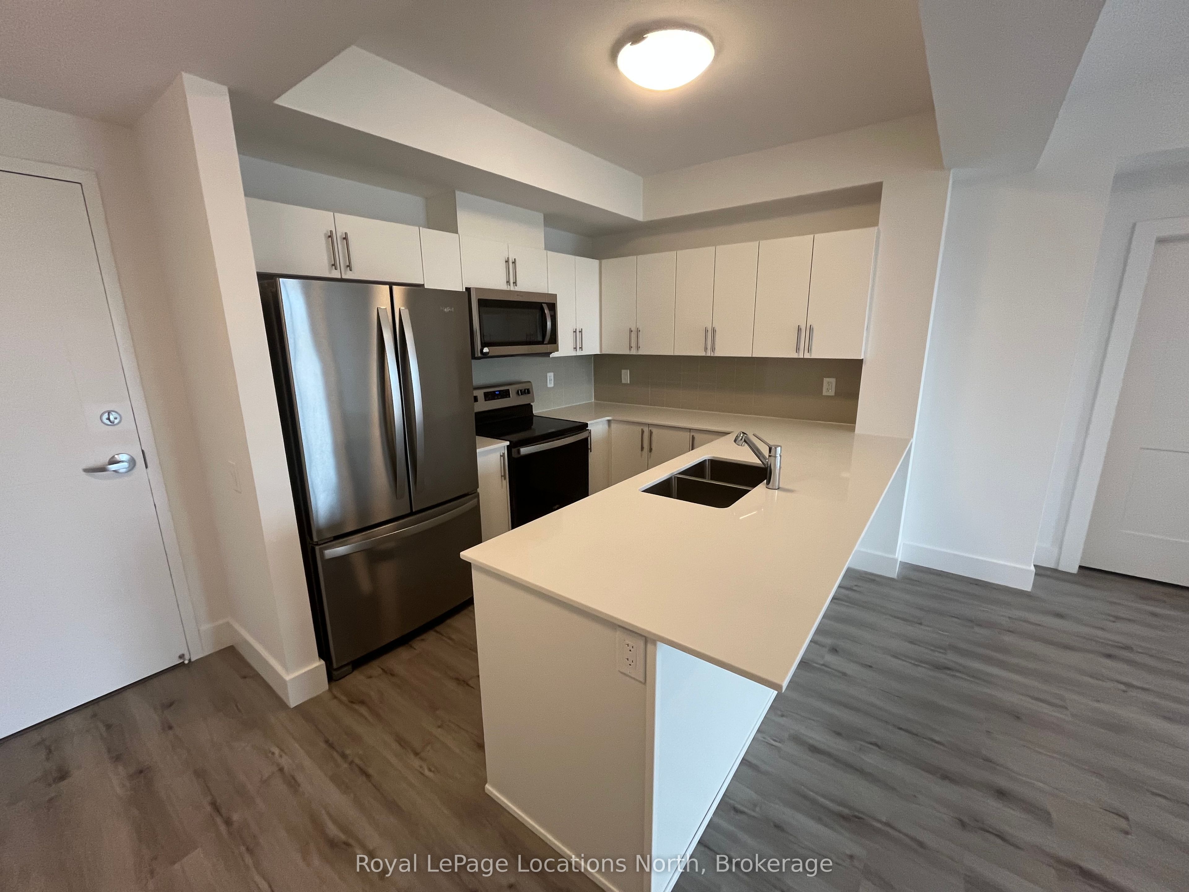 #309 - 4 Kimberly Lane Property Photo 5