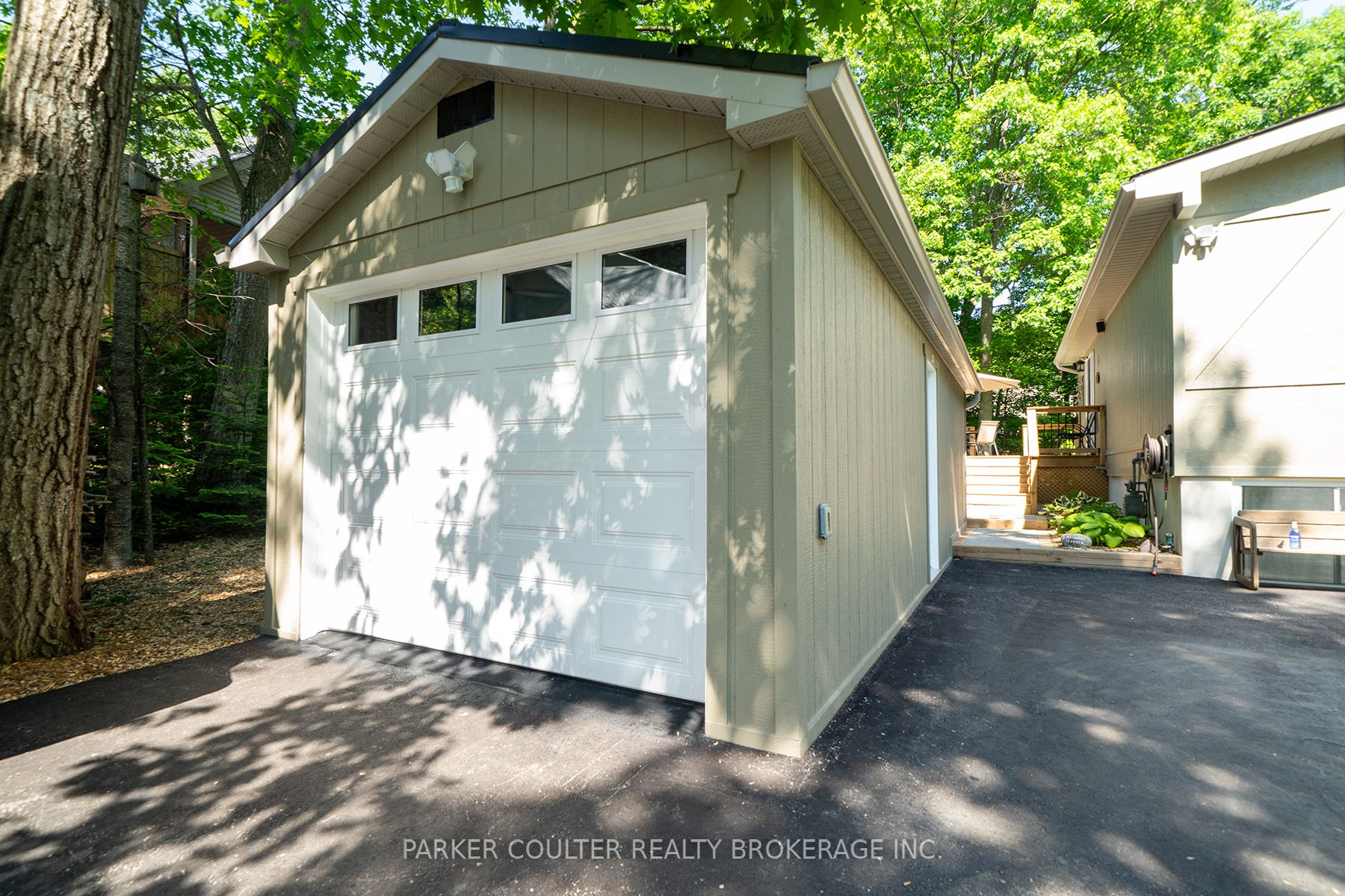 11 Duquette Court Property Photo 7