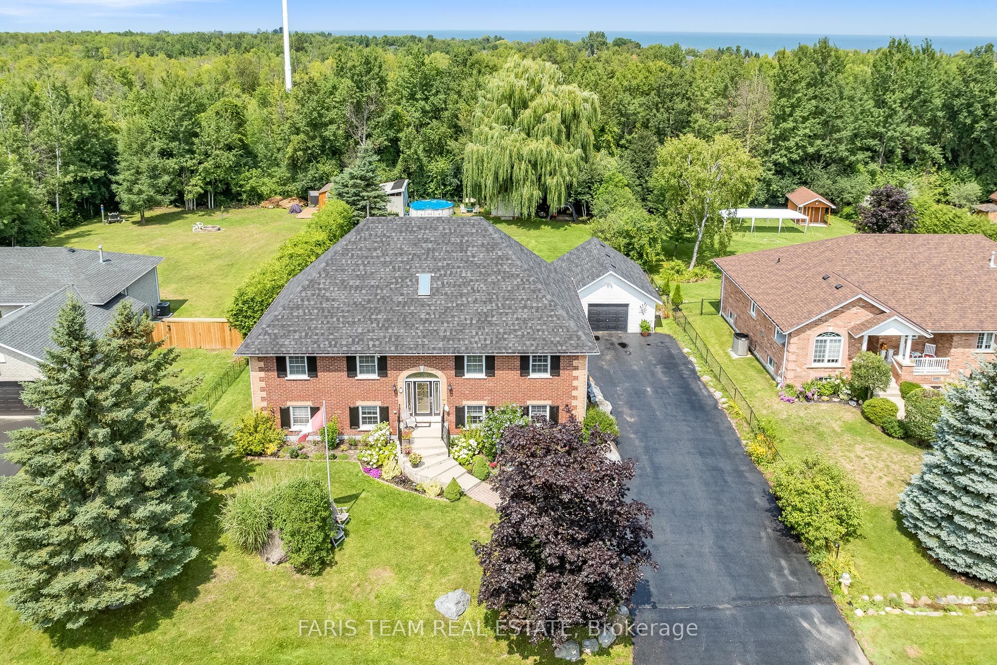 63 Broadview St Property Photo 4