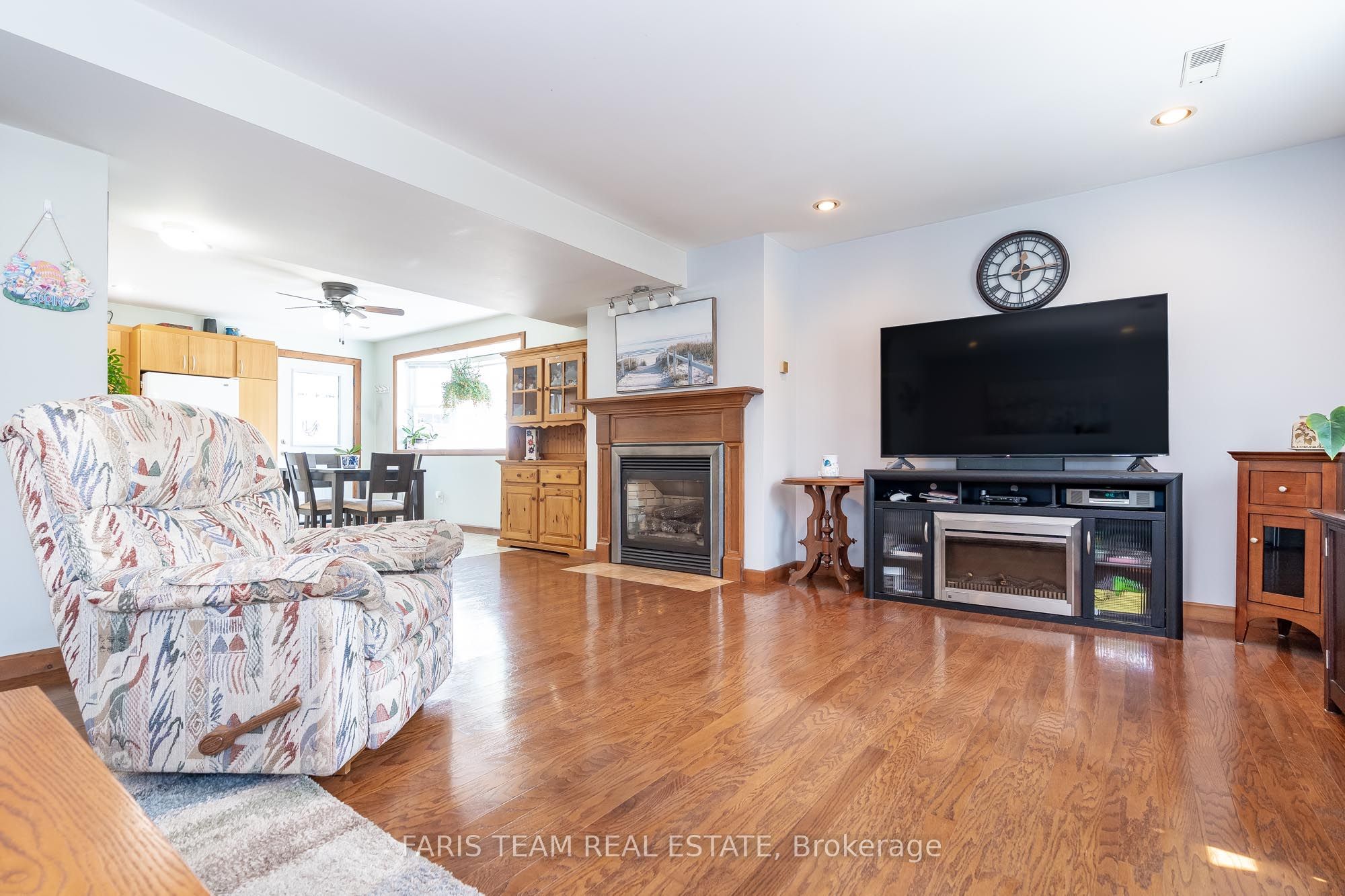 63 Broadview St Property Photo 25