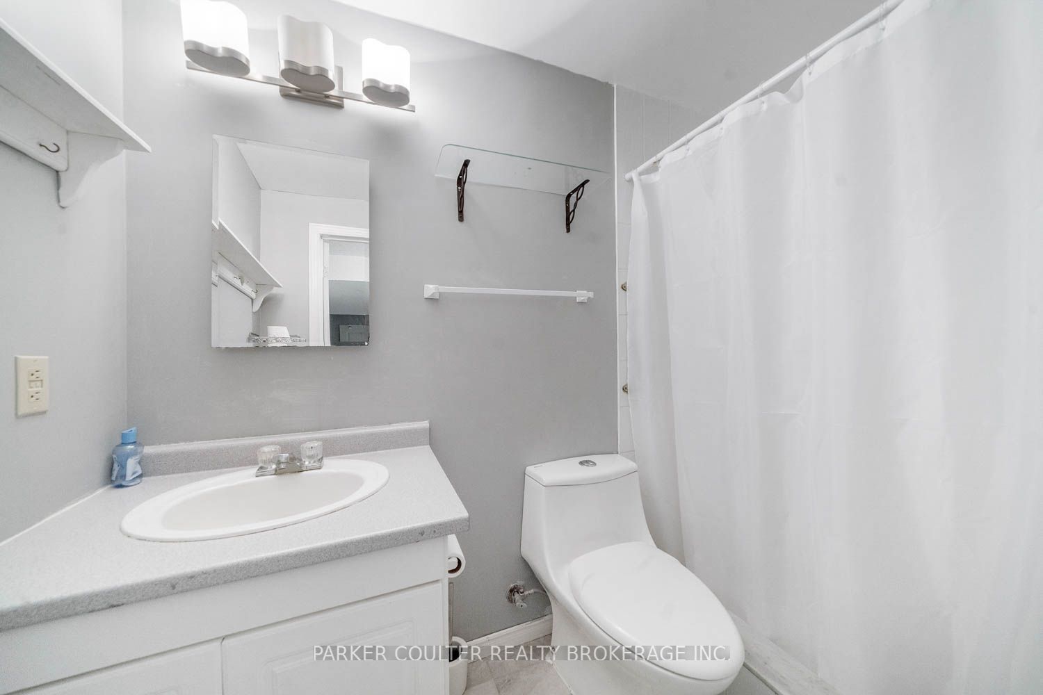 32 Brown St Property Photo 35