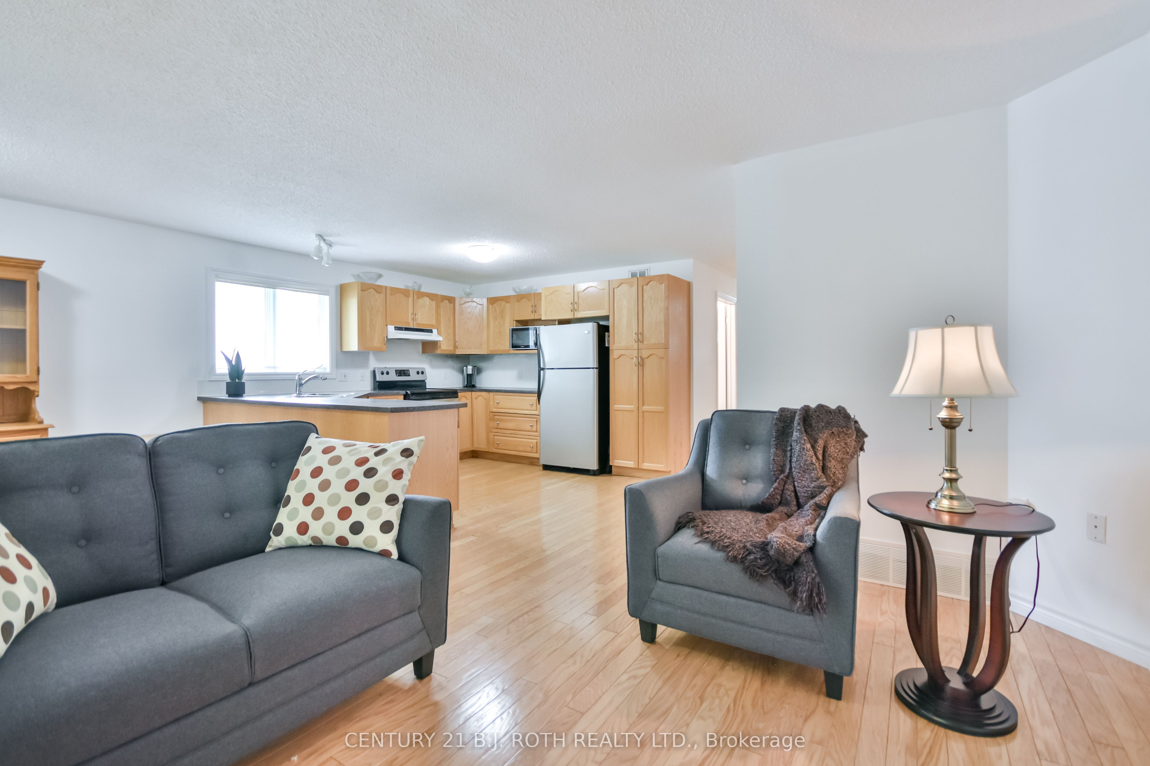 97 Pennsylvania Ave Property Photo 6