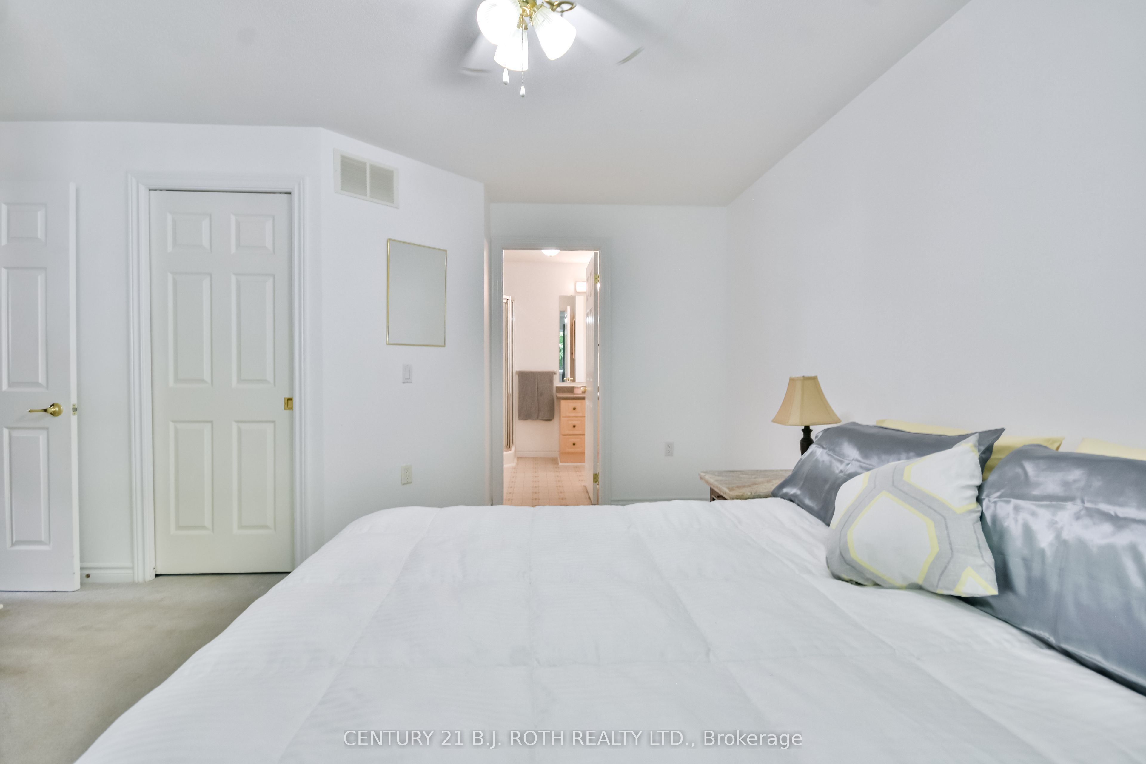 97 Pennsylvania Ave Property Photo 11