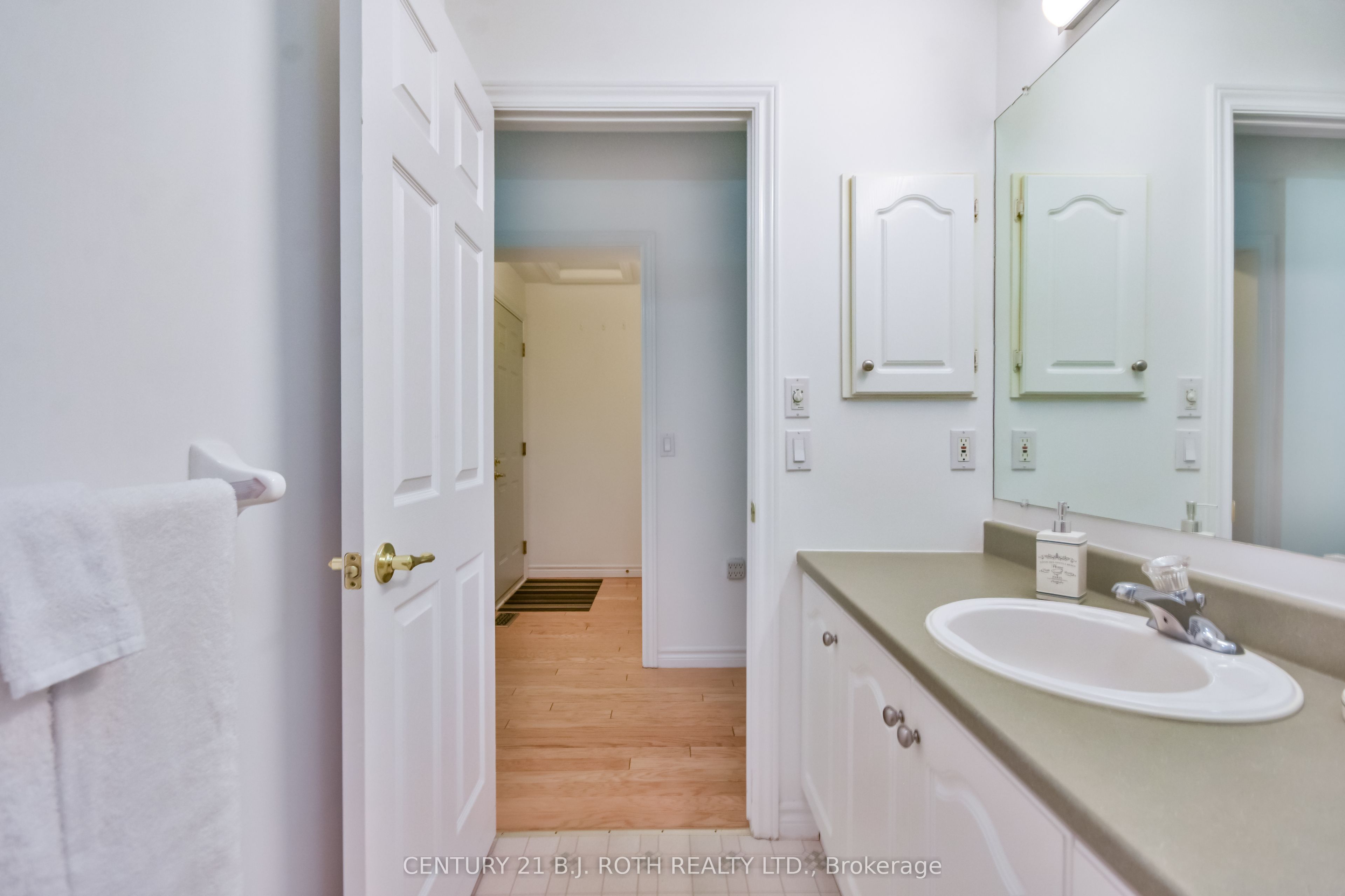 97 Pennsylvania Ave Property Photo 19