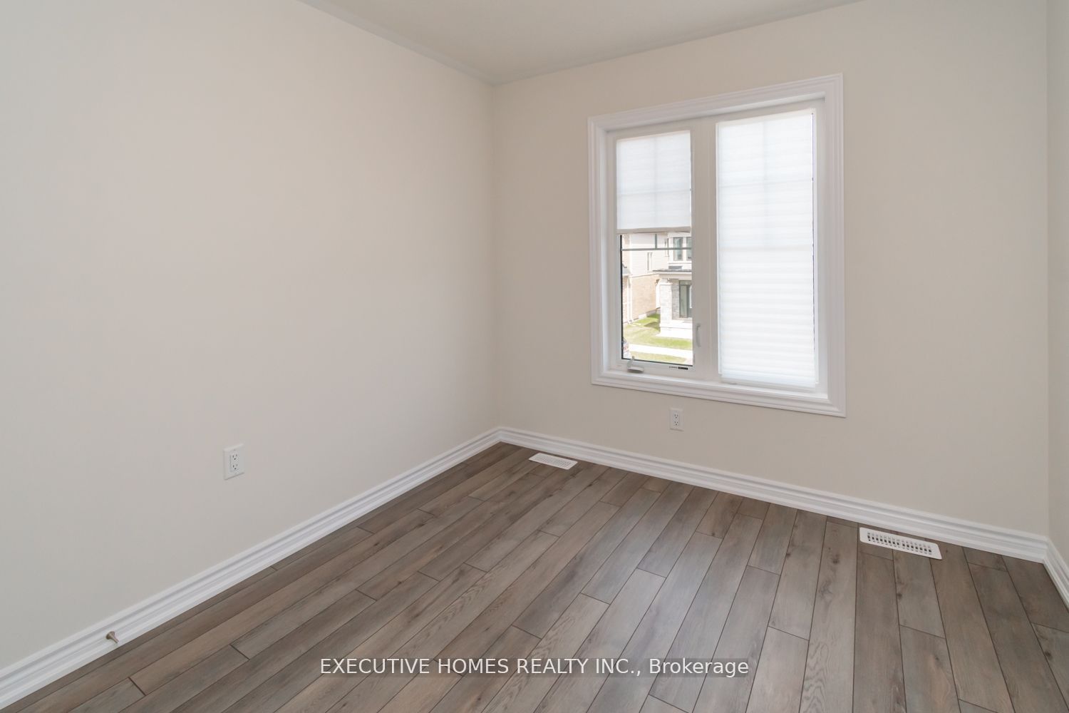 15 Rochester Drive Property Photo 20