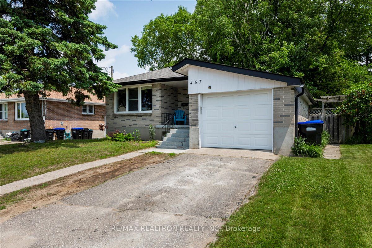 467 Irwin Street Property Photo 2